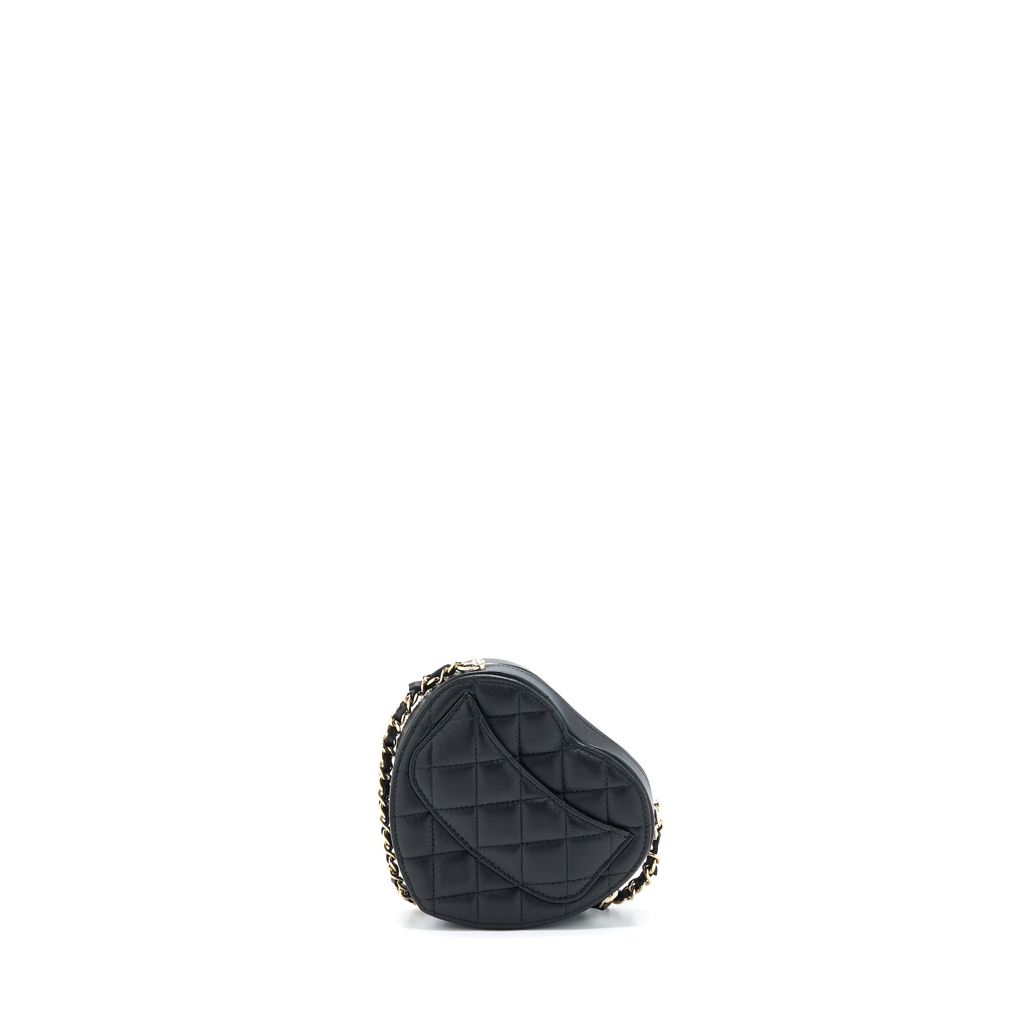 chanel-22s-heart-belt-bag-lambskin-black-lghw-6