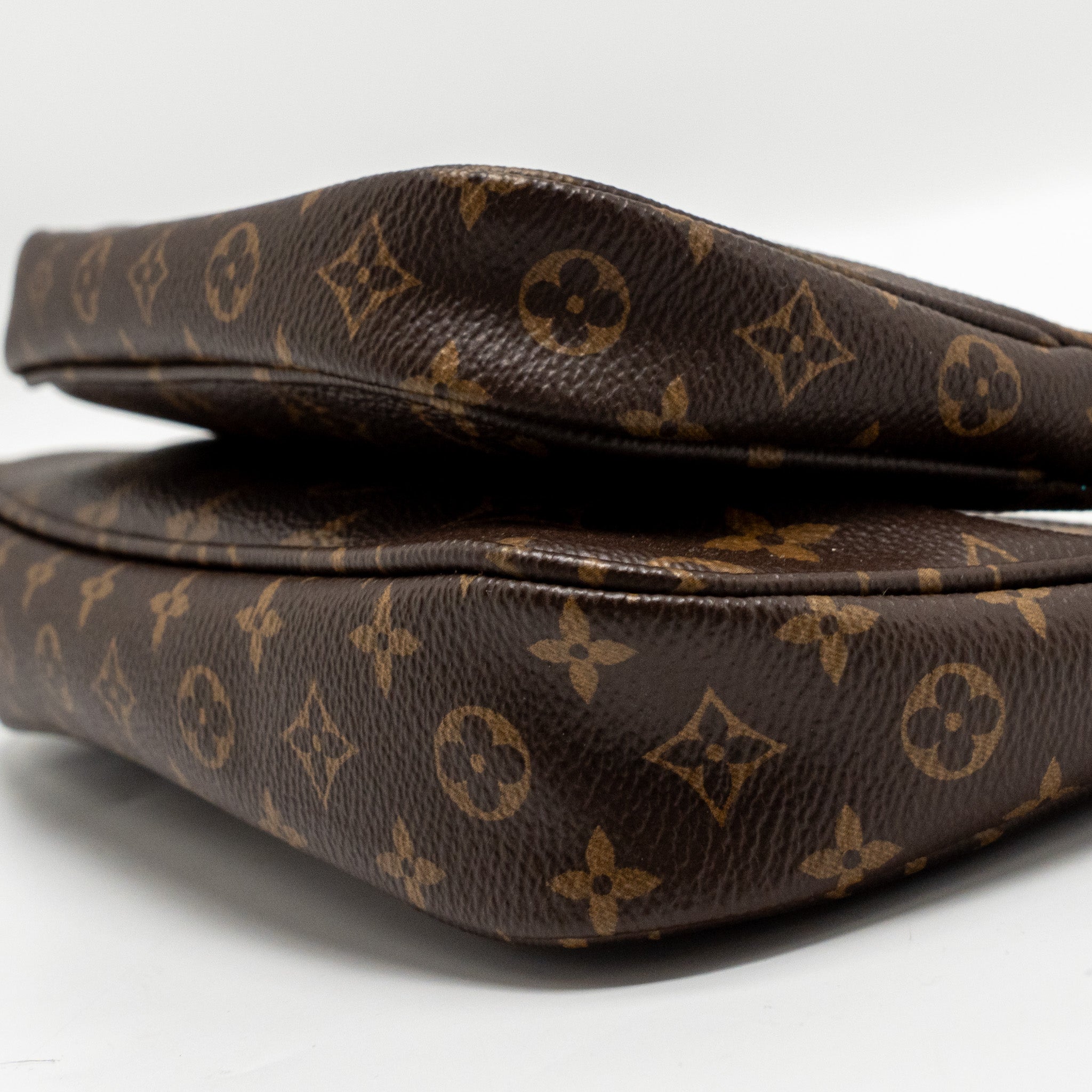 louis-vuitton-multi-pochette-accessories-khaki-strap-monogram-canvas-ghw