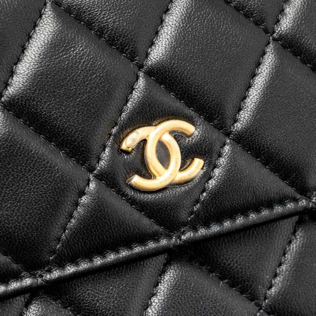 chanel-pearl-crush-mini-flap-wallet-with-chain-lambskin-black-ghw-microchip-copy-1