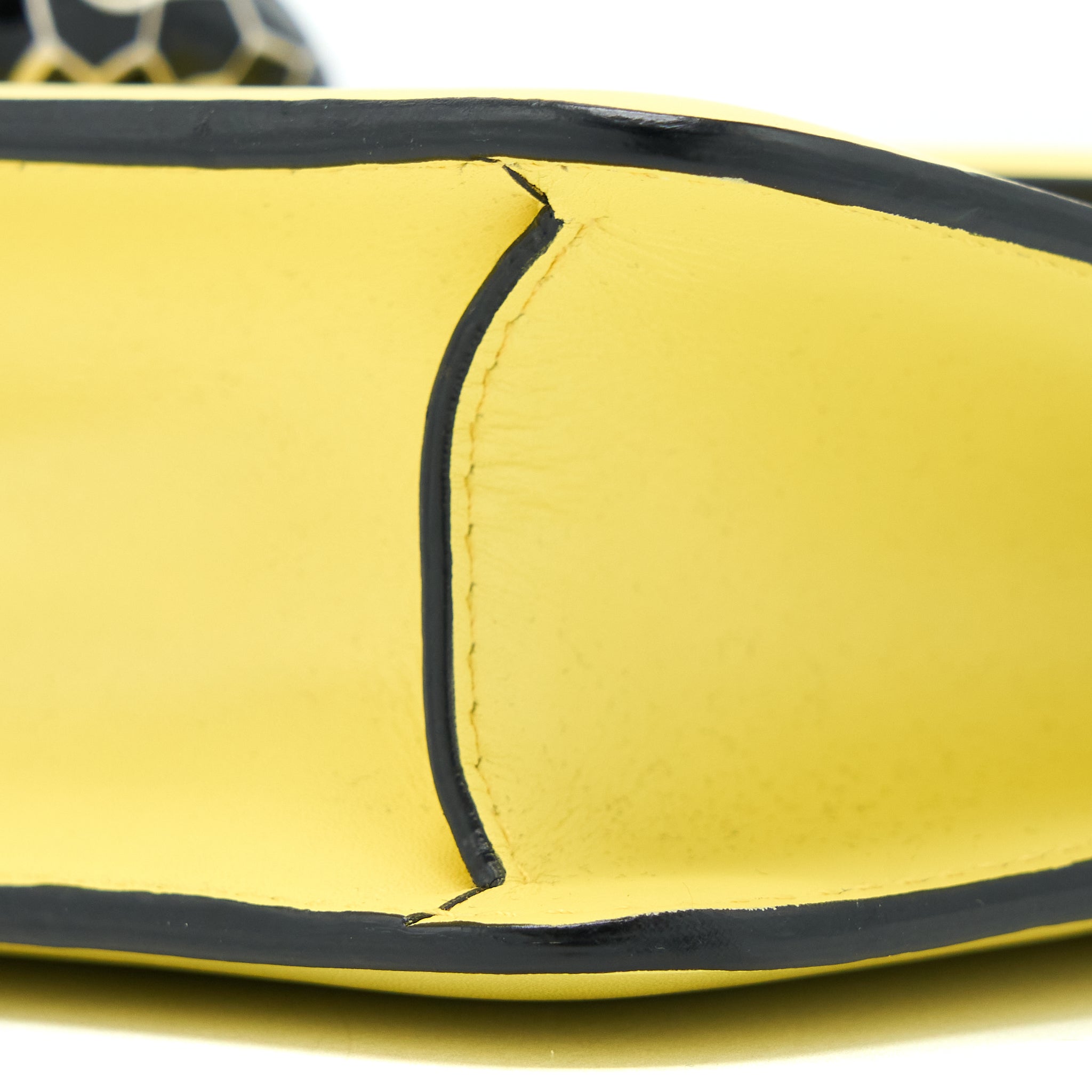 bvlgari-serpenti-forever-crossbody-bag-calfskin-yellow-black-hardware