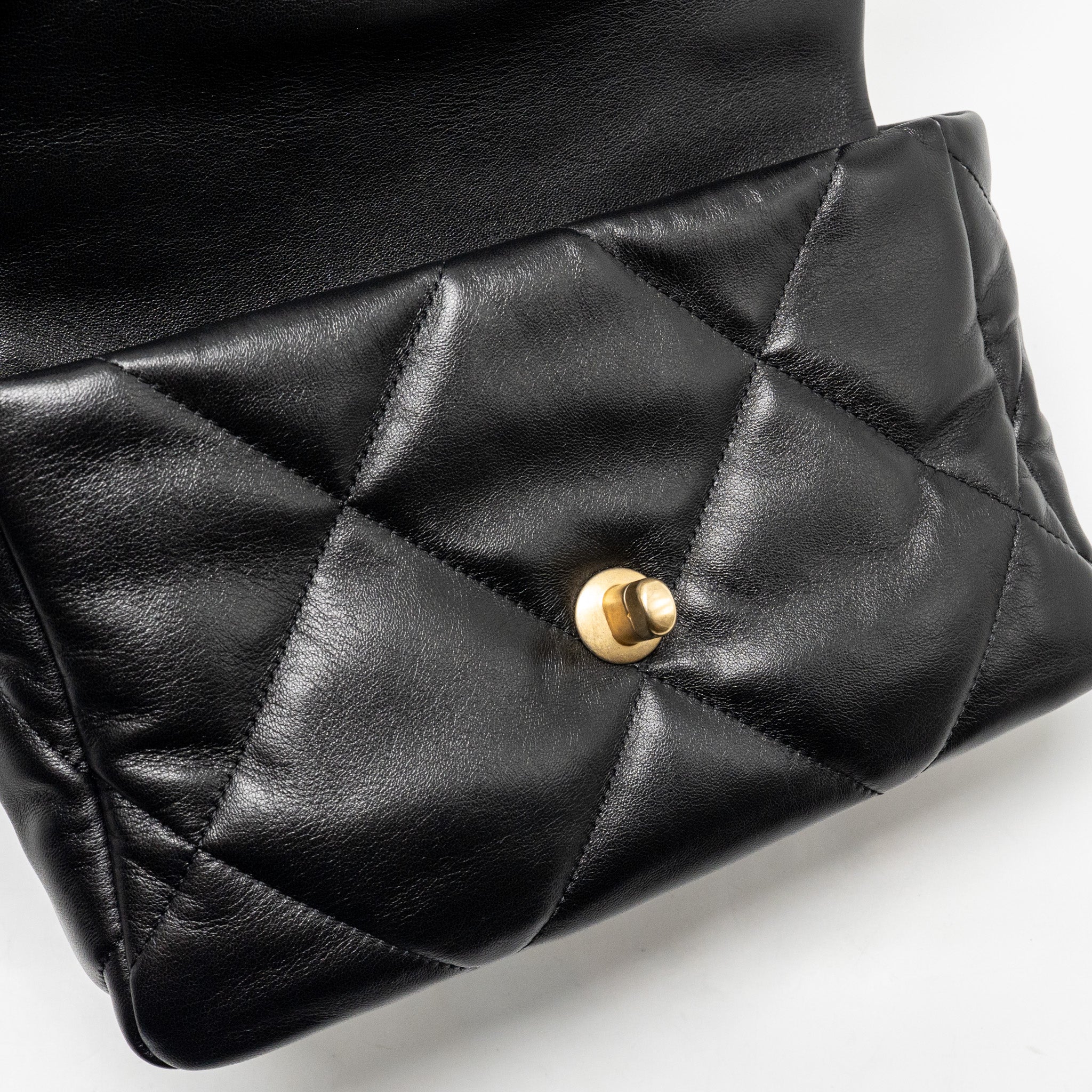 chanel-small-19-bag-goatskin-black-multicolor-hardware-1