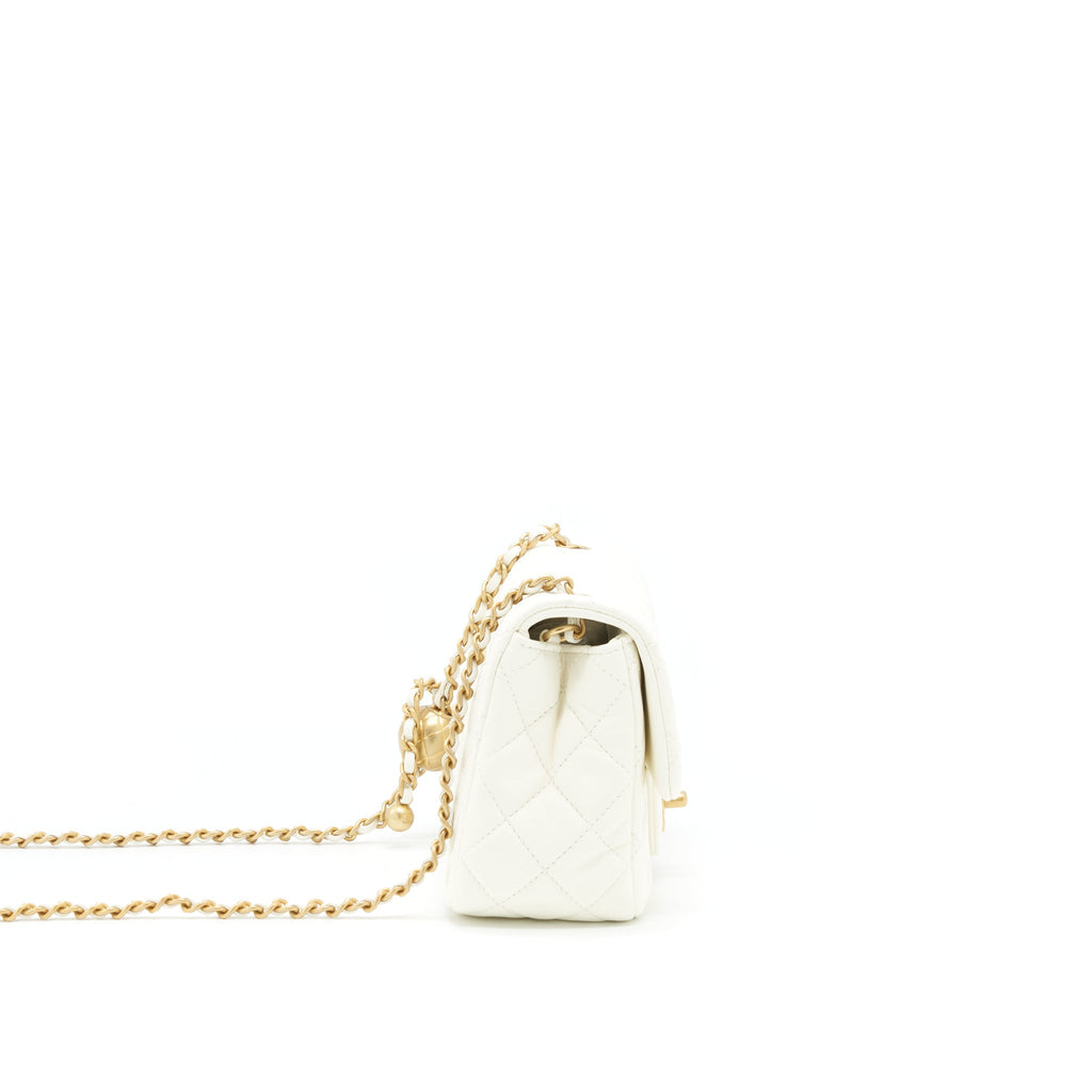 chanel-22c-pearl-crush-mini-square-flap-bag-lambskin-white-ghw-microchip