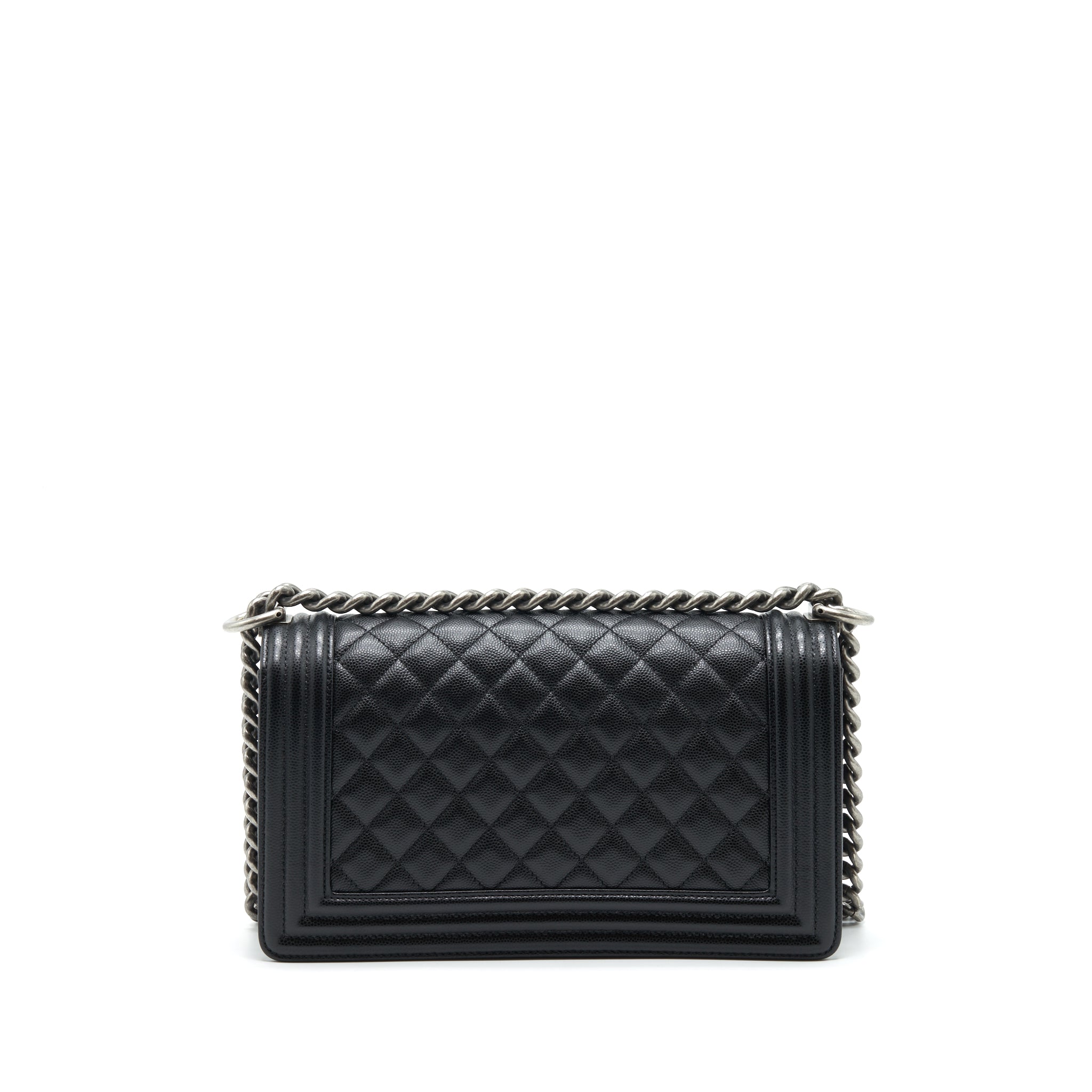 chanel-leboy-boy-bag-medium-caviar-black-ruthenium-sliver-hardware