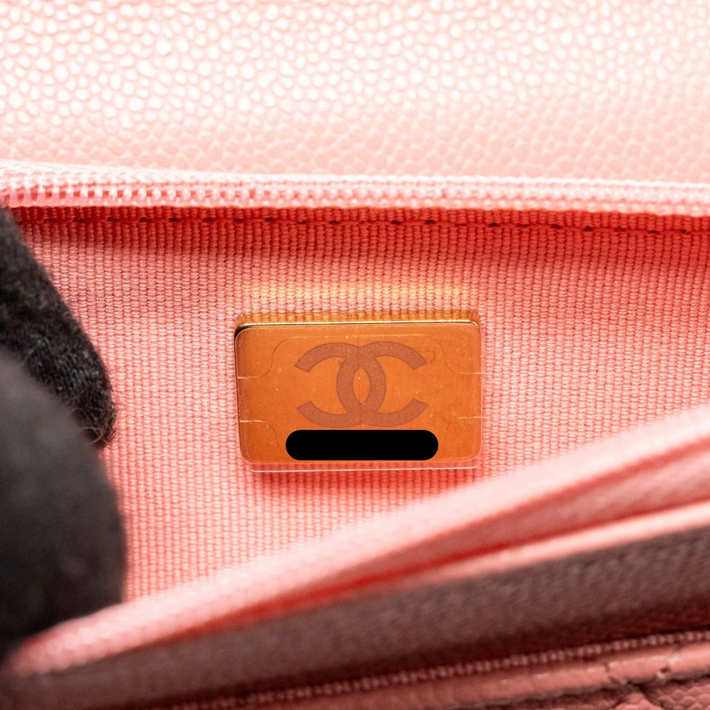 chanel-classic-wallet-on-chain-caviar-pink-lghwmicrochip