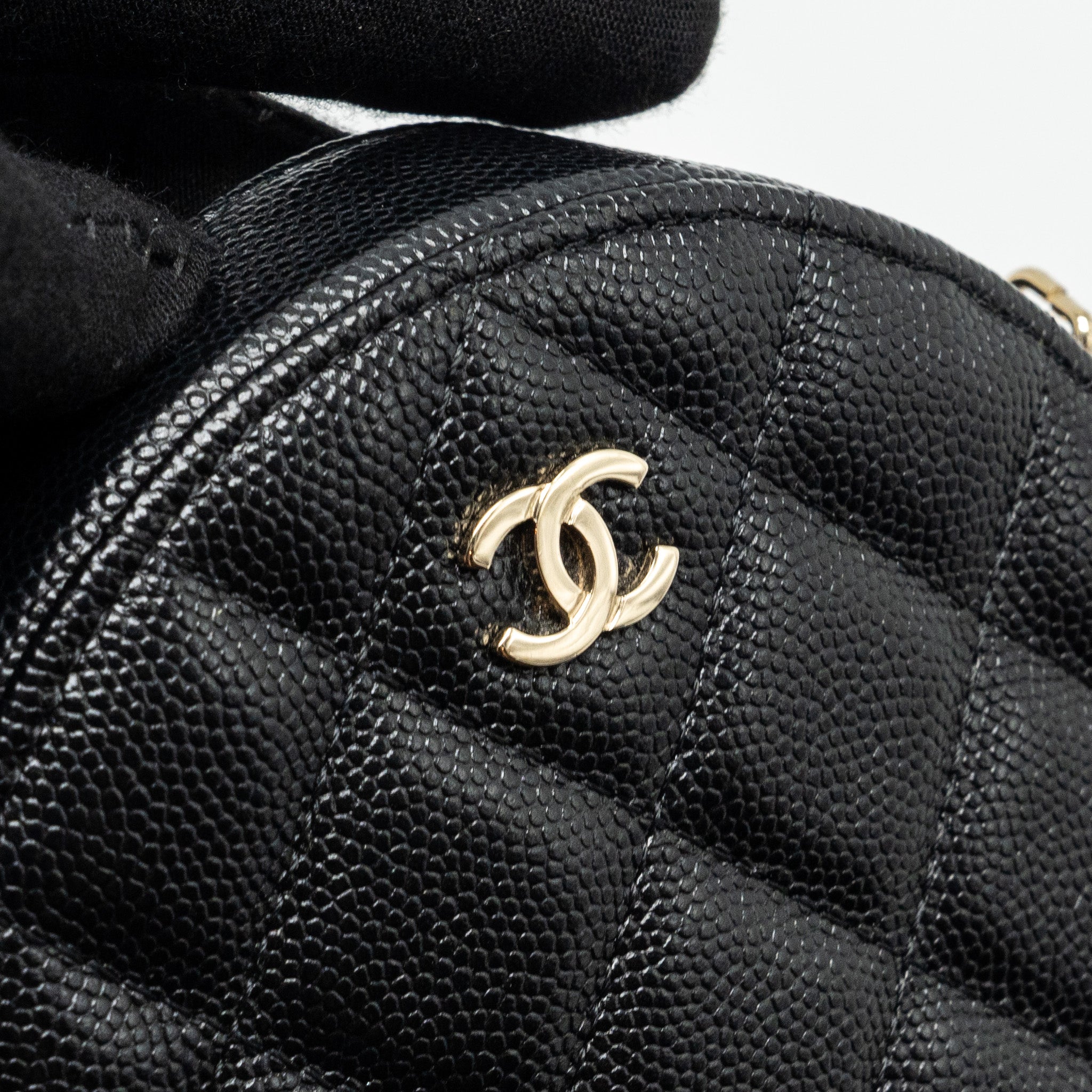 chanel-round-clutch-with-chain-caviar-black-lghw