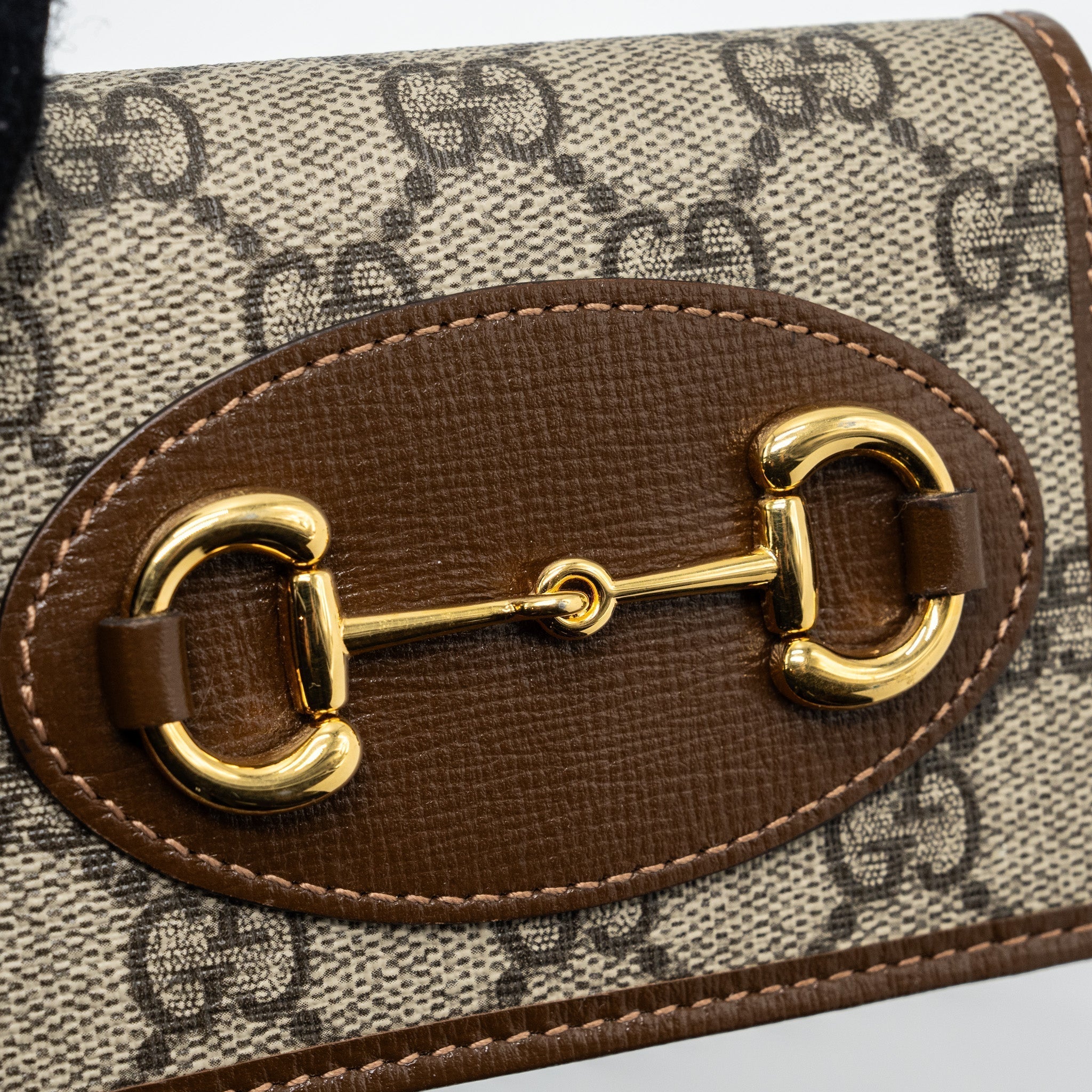 gucci-horsebit-1955-card-case-wallet-gg-supreme-canvas-calfskin-brown-ghw