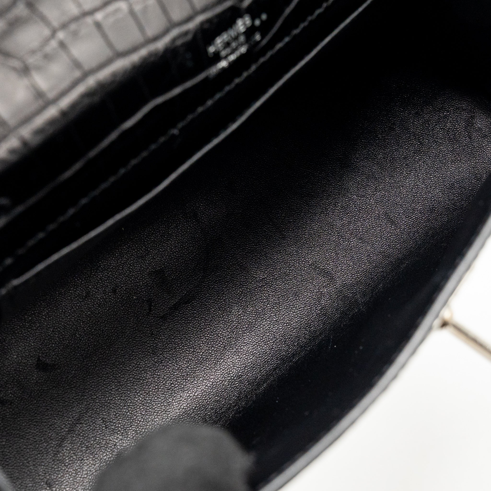 hermes-kelly-pochette-crocodile-niloticus-matt-black-shw-stamp-square-l