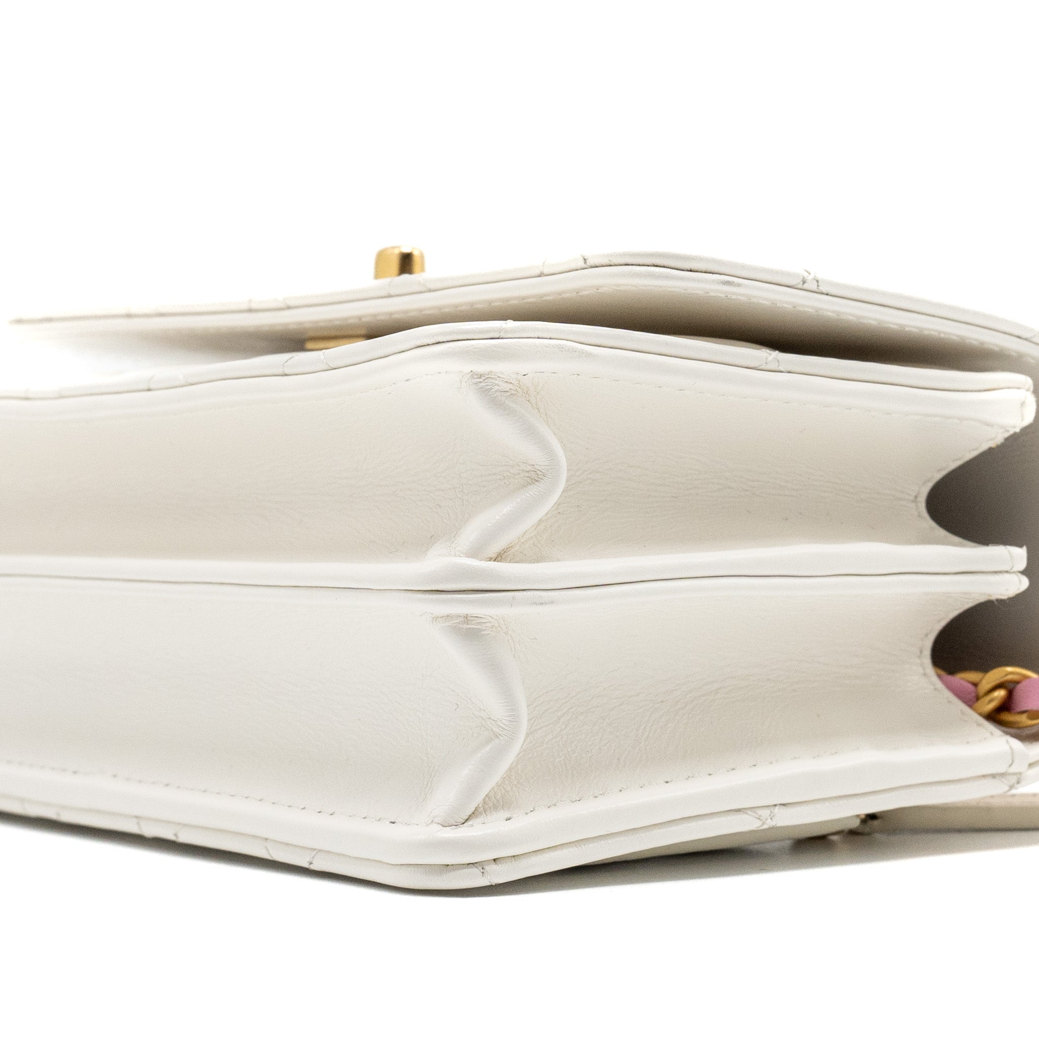 chanel-23p-rainbow-letter-handle-mini-wallet-on-chain-calfskin-white-ghwmicrochip