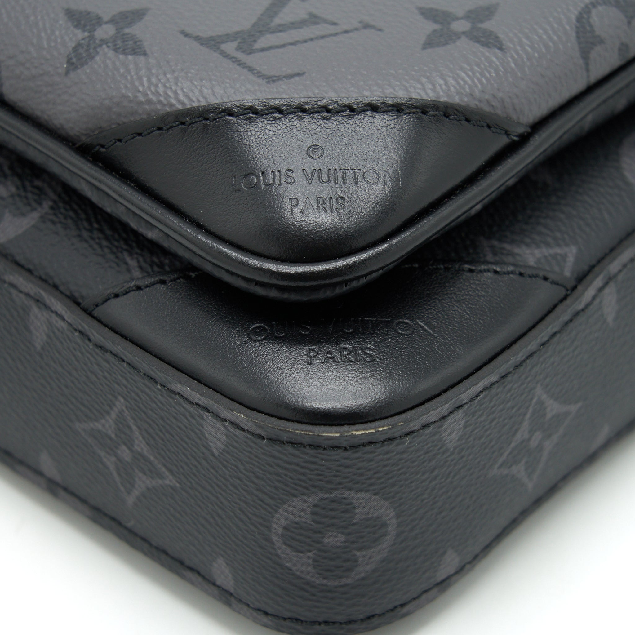 louis-vuitton-trio-messenger-monogram-eclipse-canvas-shw
