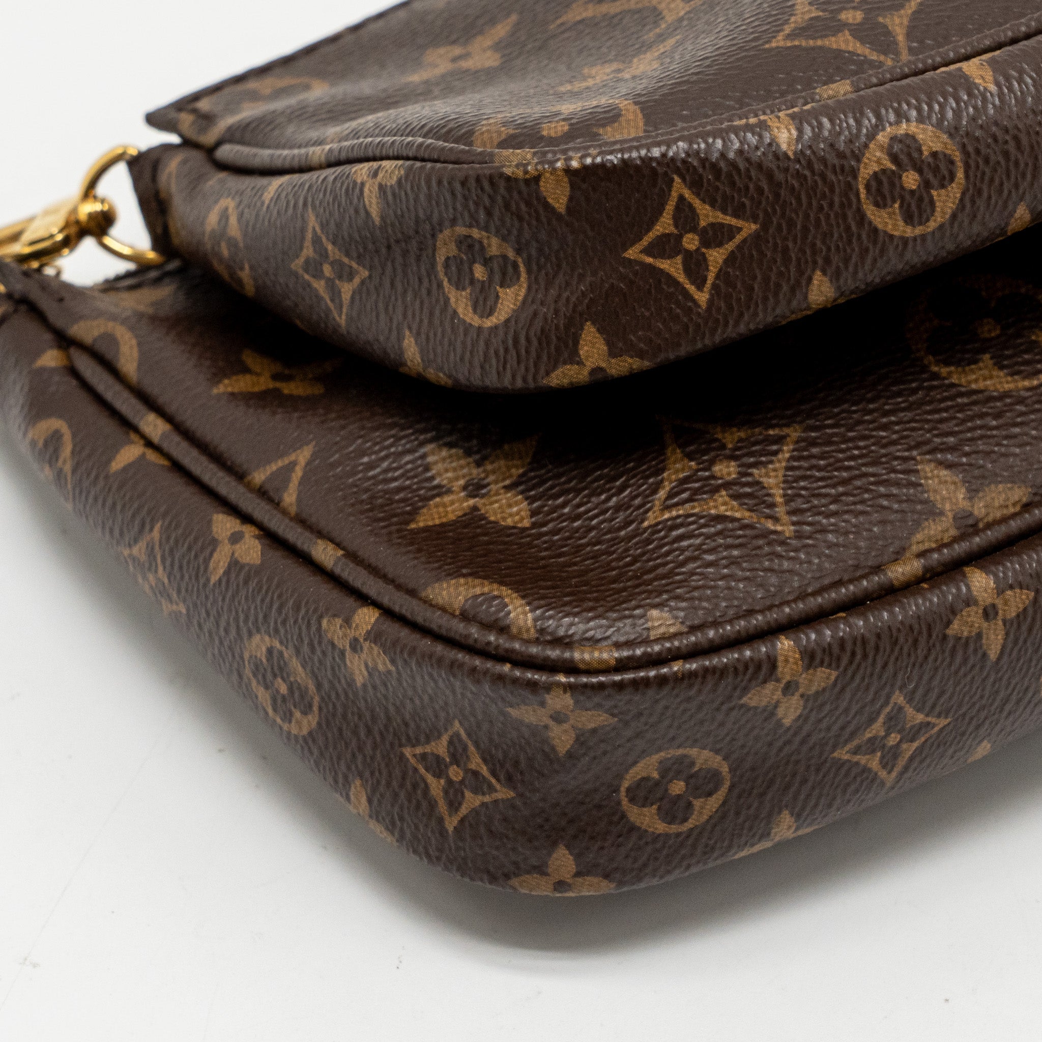 louis-vuitton-multi-pochette-accessories-khaki-strap-monogram-canvas-ghw-1