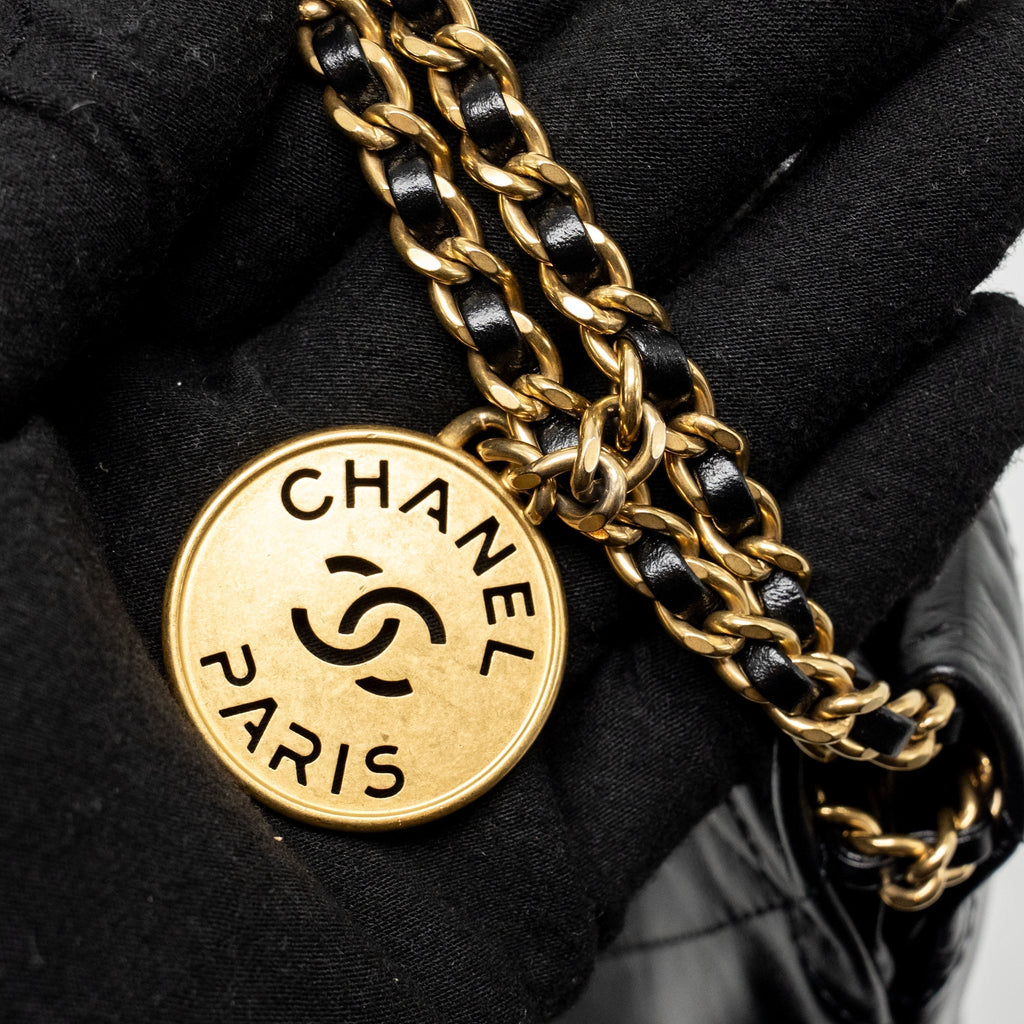 chanel-mini-22-bag-shiny-calfskin-black-ghw-microchip-6