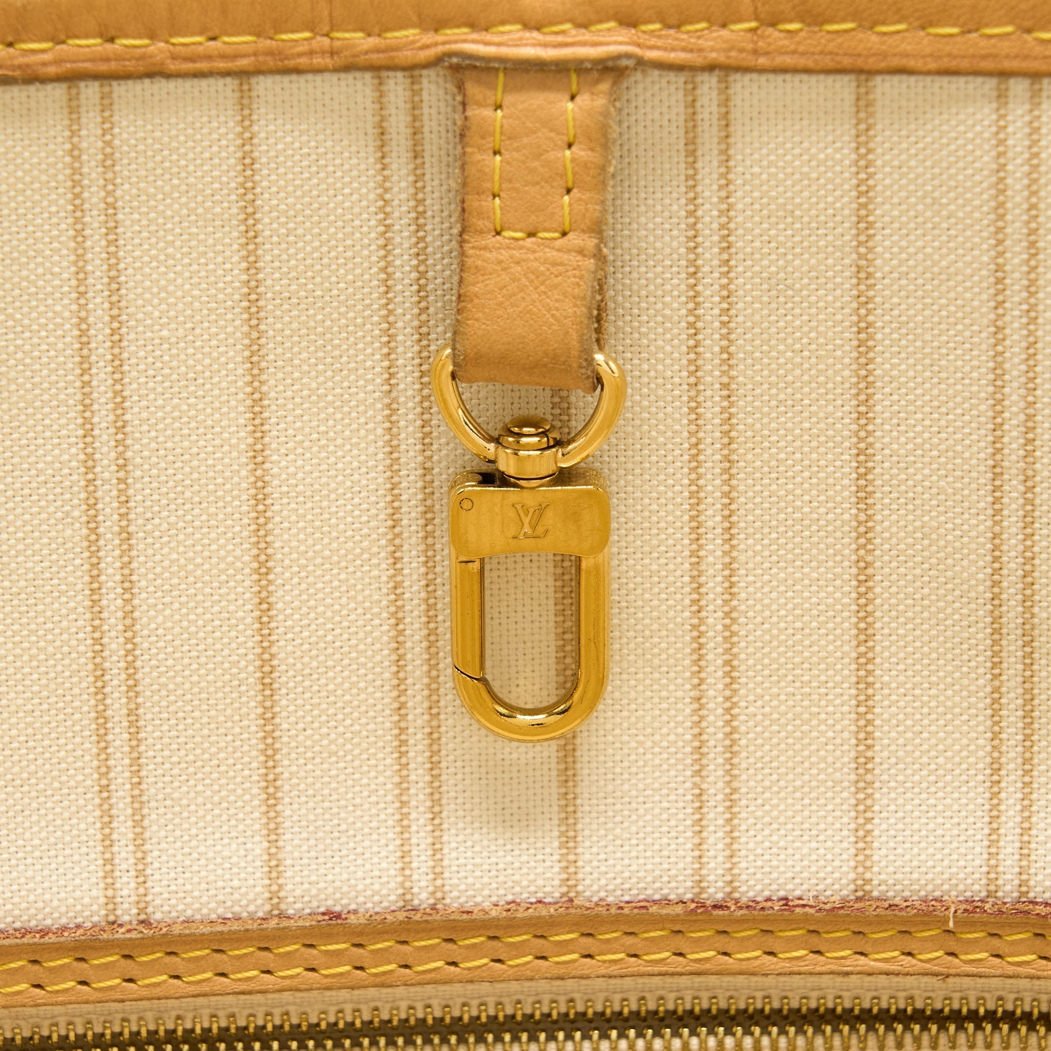 louis-vuitton-neverfull-mm-damier-azur-ghw-1