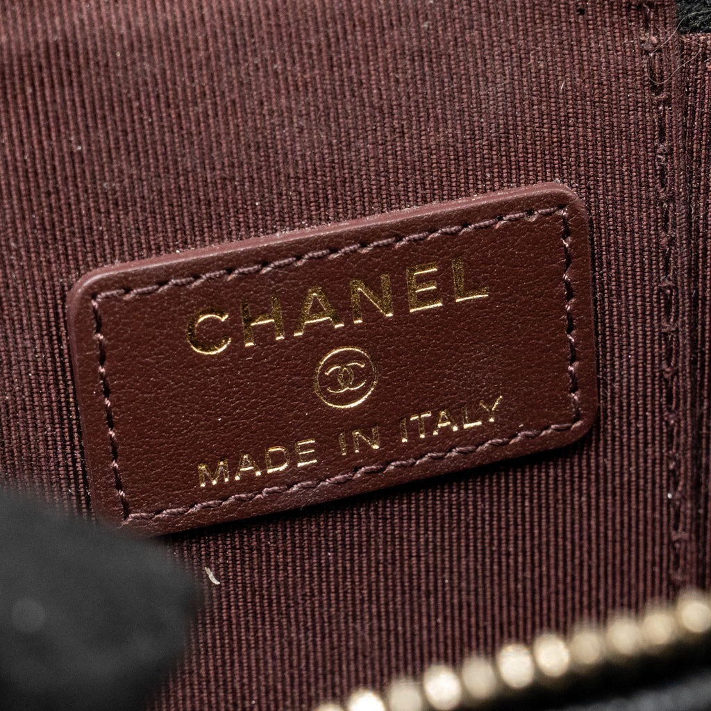 chanel-classic-small-vanity-with-chain-caviar-black-lghw