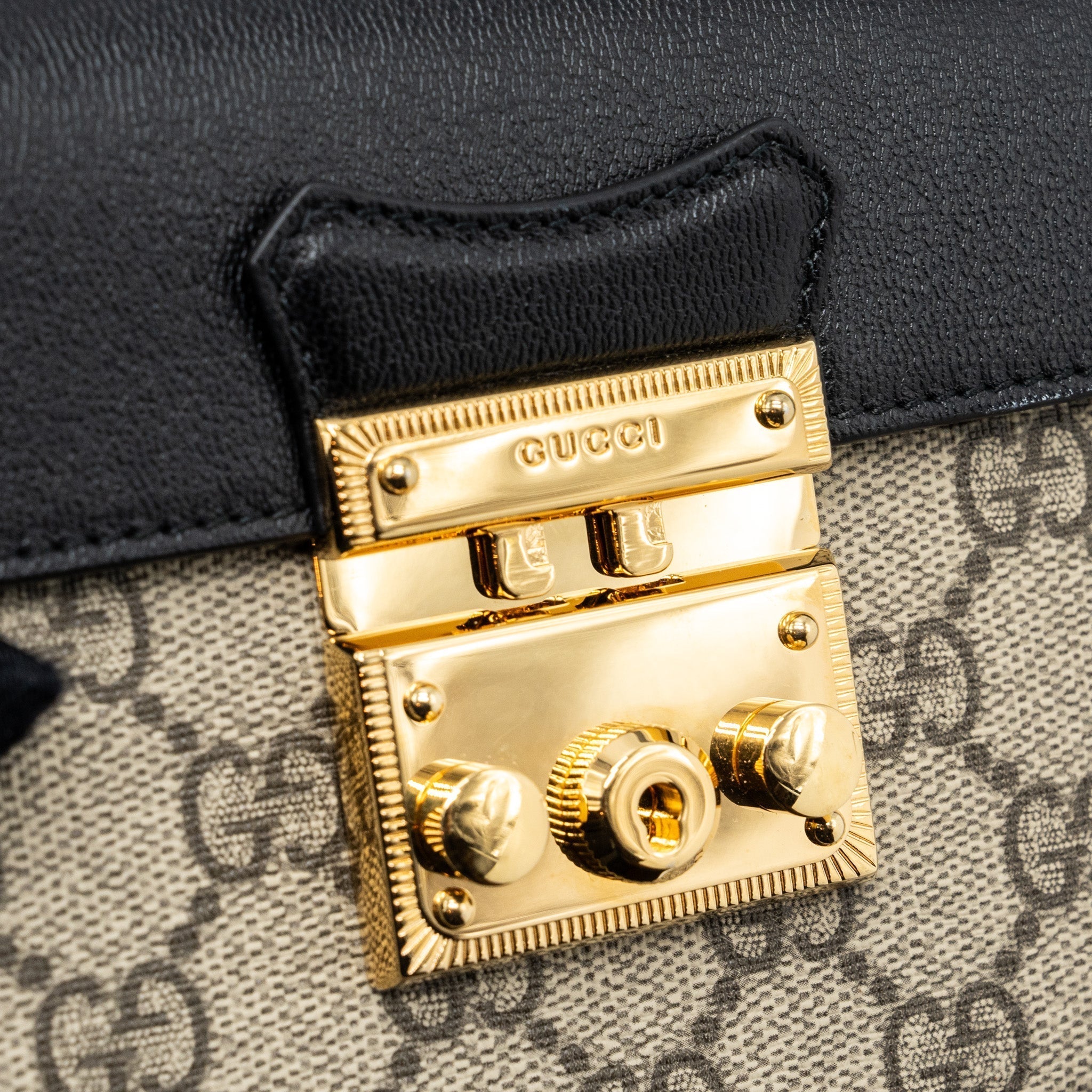 gucci-padlock-mini-top-handle-bag-gg-supreme-canvas-leather-multicolour-ghw
