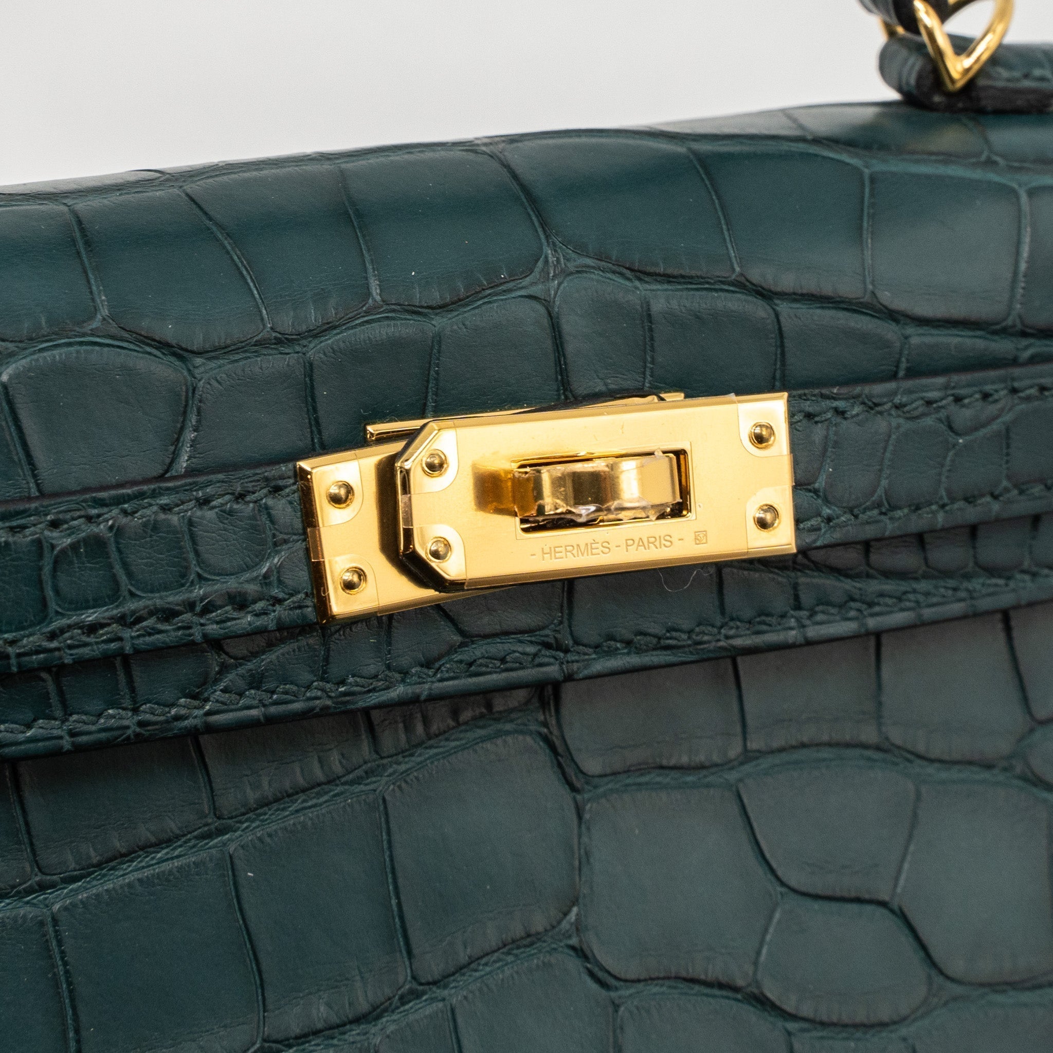 hermes-mini-kelly-ii-alligator-mississippiensis-matte-6o-vert-cypres-ghw-stamp-u