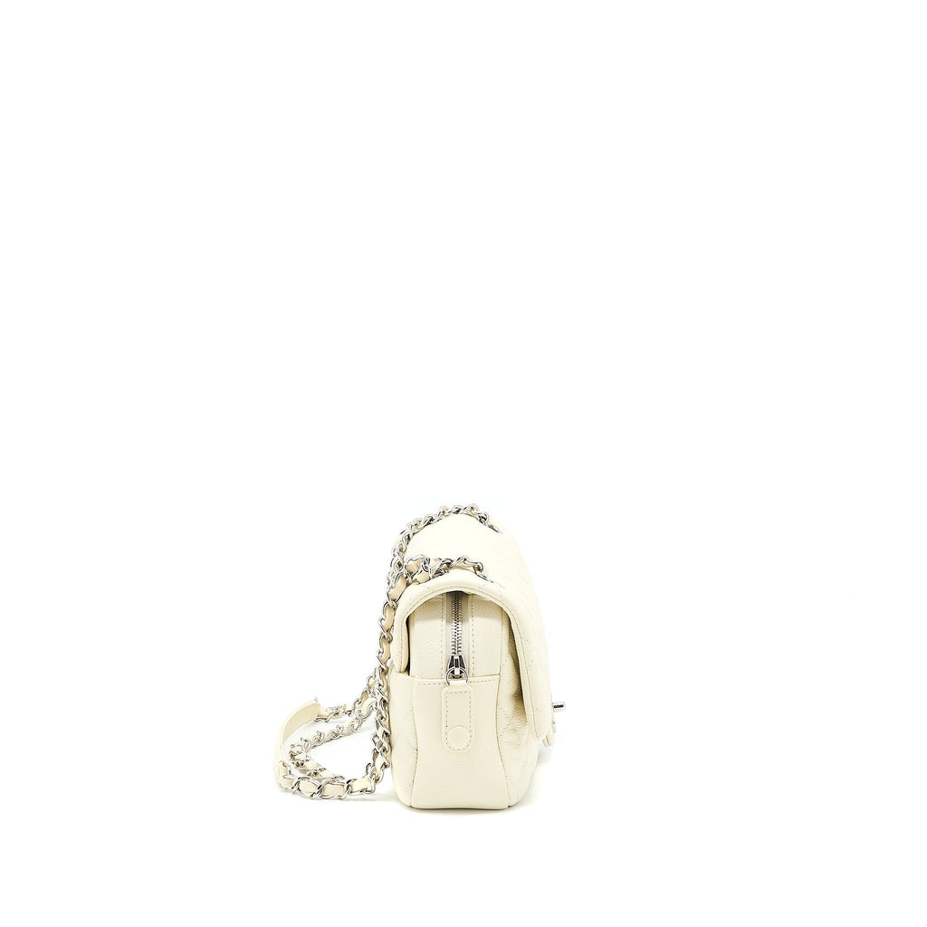 chanel-quilted-flap-bag-caviar-white-shw