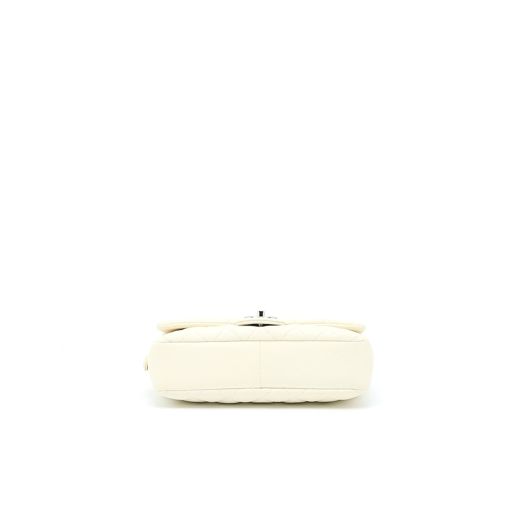 chanel-quilted-flap-bag-caviar-white-shw