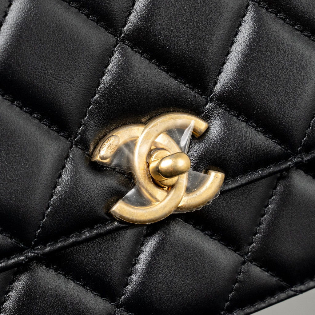 chanel-gold-crush-flap-bag-calfskin-black-ghw-microchip-copy-1