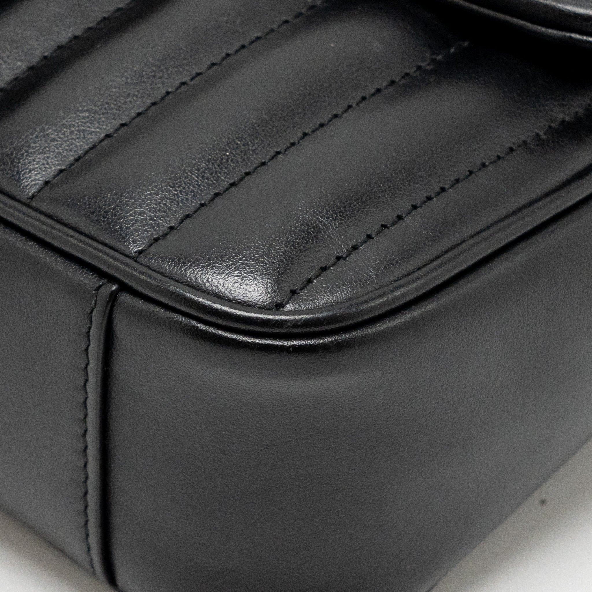 gucci-mini-gg-marmont-shoulder-bag-calfskin-black-shw