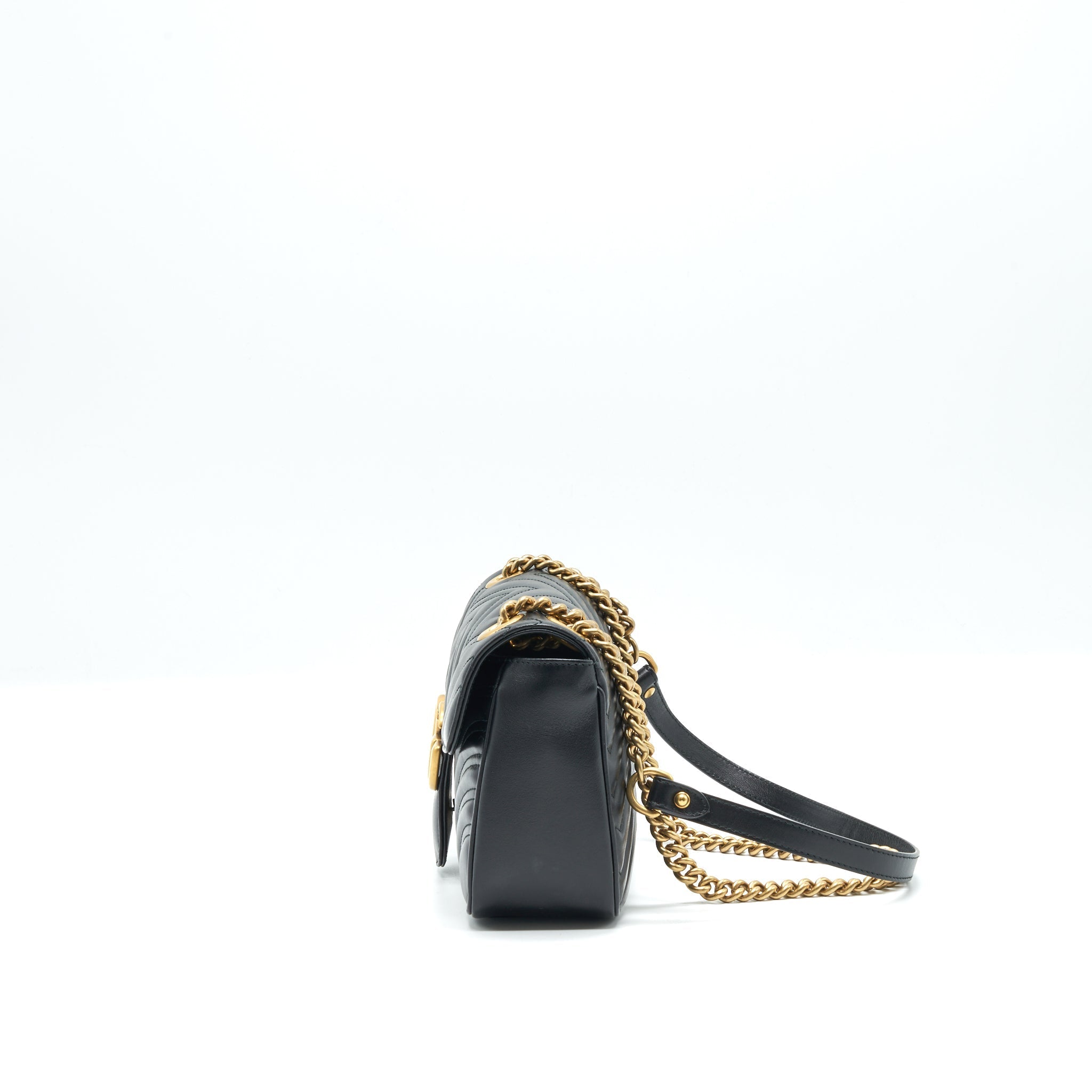 gucci-gg-marmont-shoulder-bag-26cm-black-with-ghw