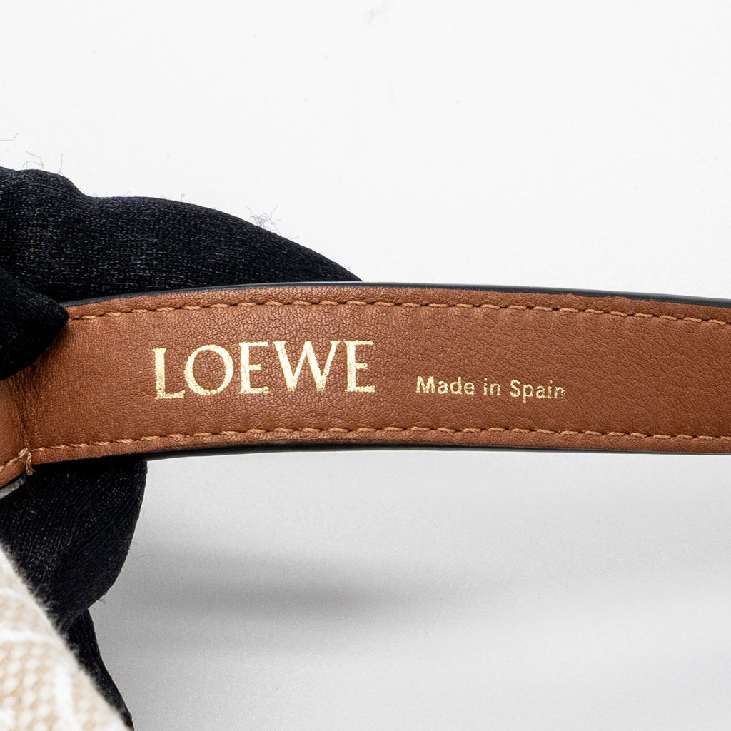 loewe-small-cubi-bag-anagram-jacquard-calfskin-beige-brown-ghw