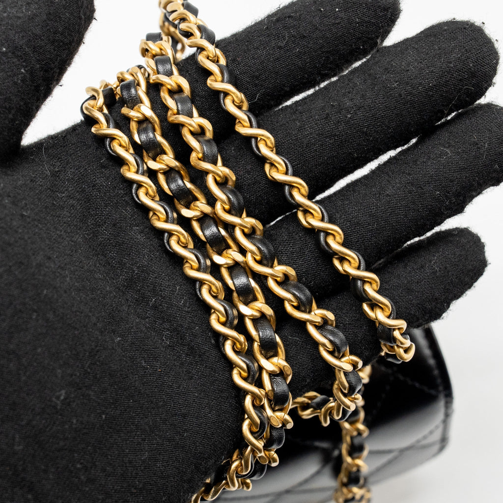 chanel-gold-crush-flap-bag-calfskin-black-ghw-microchip-copy-1
