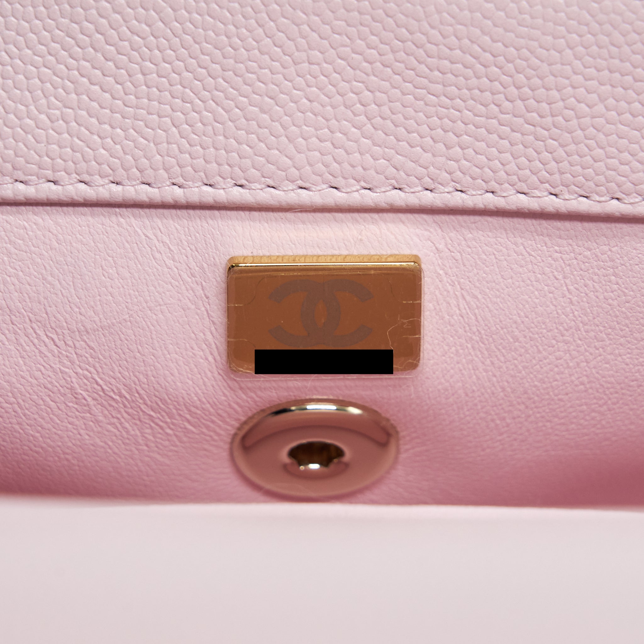 chanel-small-coco-handle-caviar-light-pink-ng750-lghwmicrochip