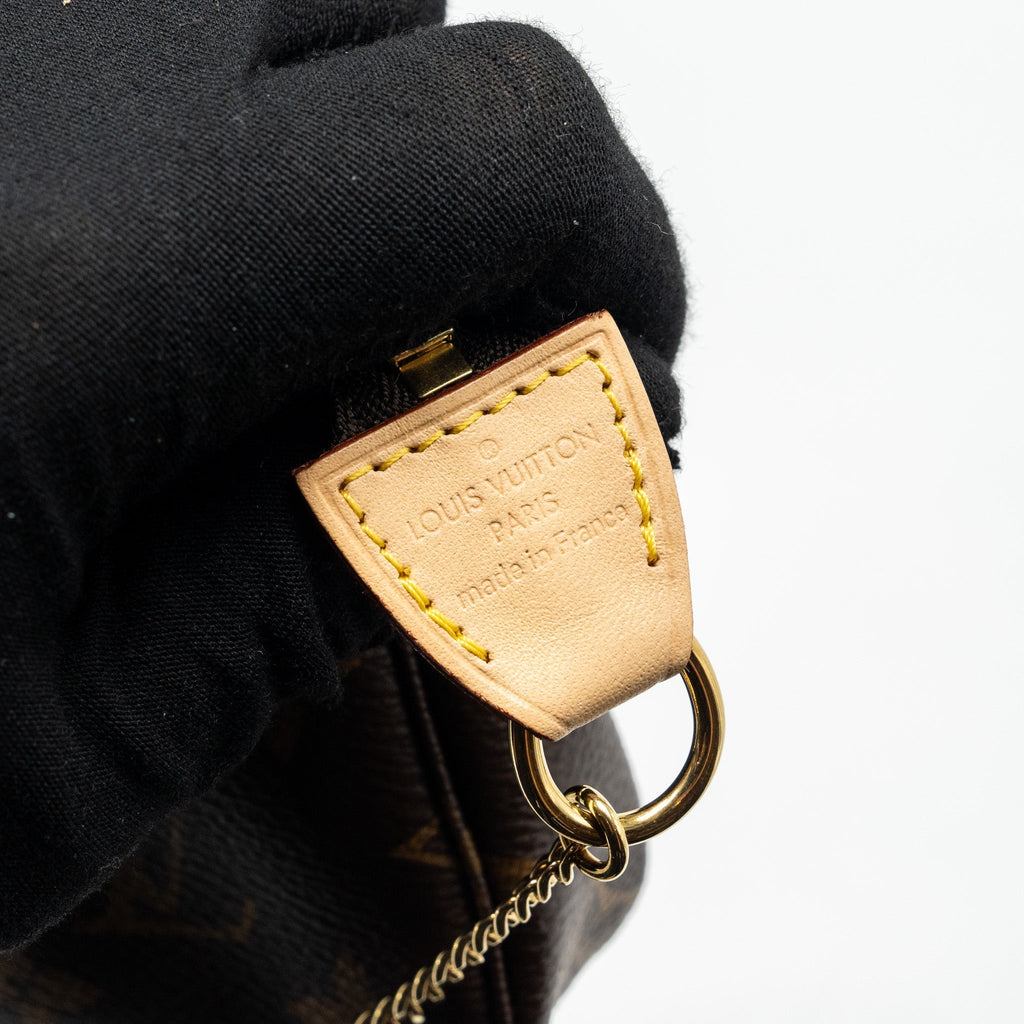 louis-vuitton-mini-pochette-accessories-monogram-canvas-ghw-6