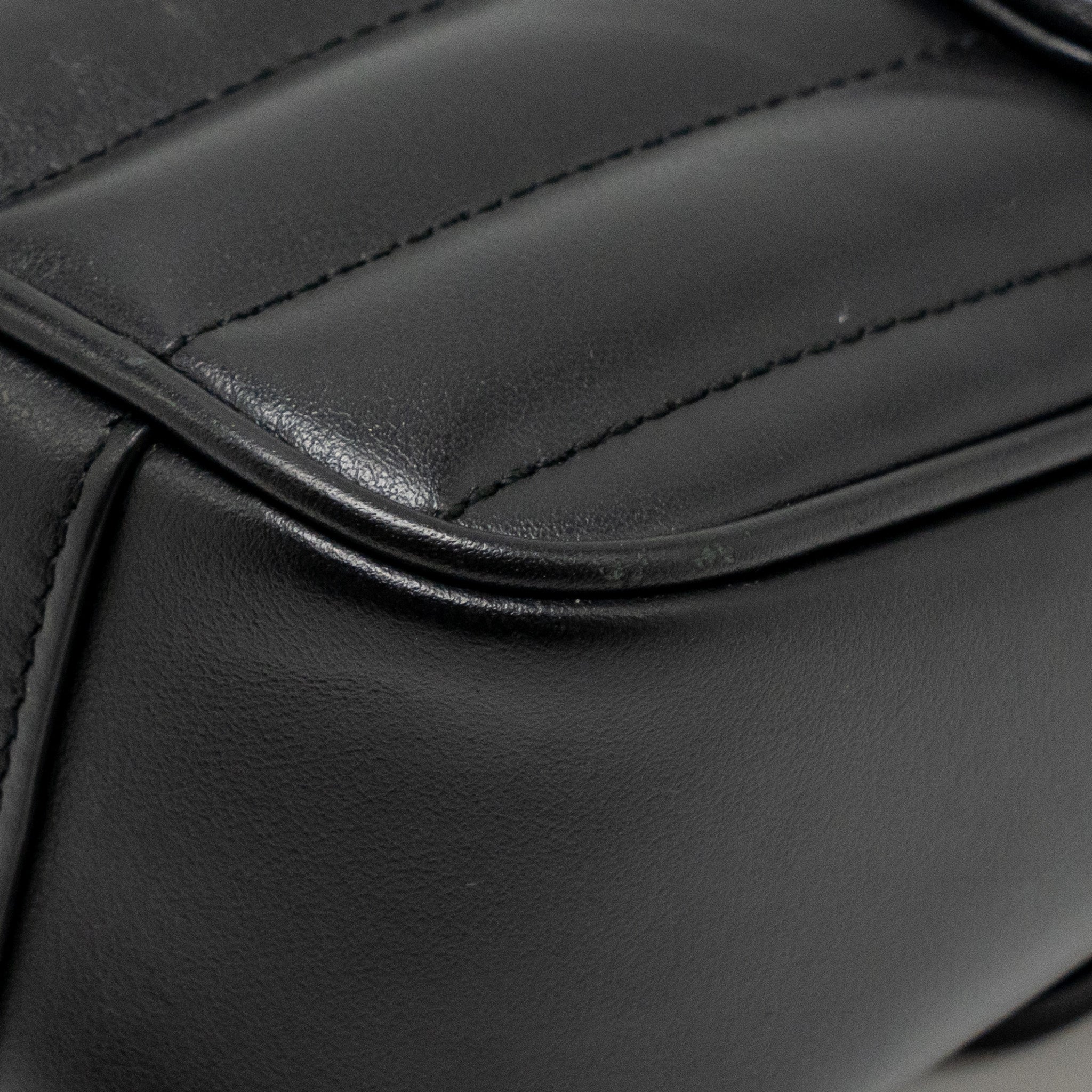 gucci-mini-gg-marmont-shoulder-bag-calfskin-black-shw
