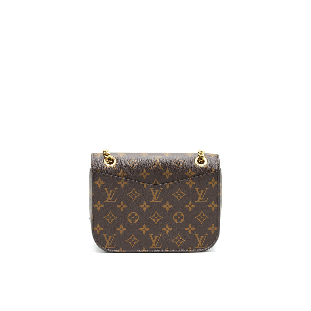 louis-vuitton-passy-monogram-canvas
