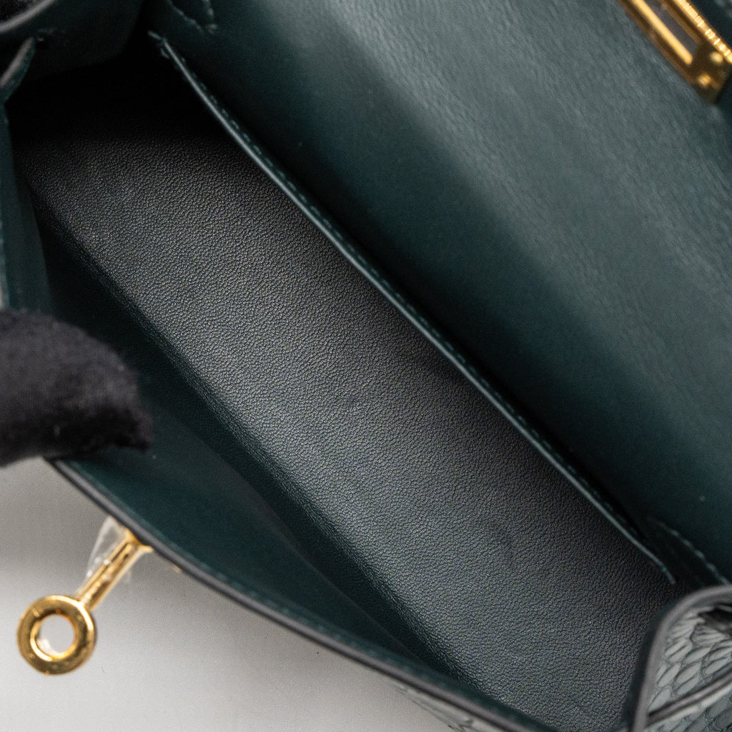hermes-mini-kelly-ii-alligator-mississippiensis-matte-6o-vert-cypres-ghw-stamp-u