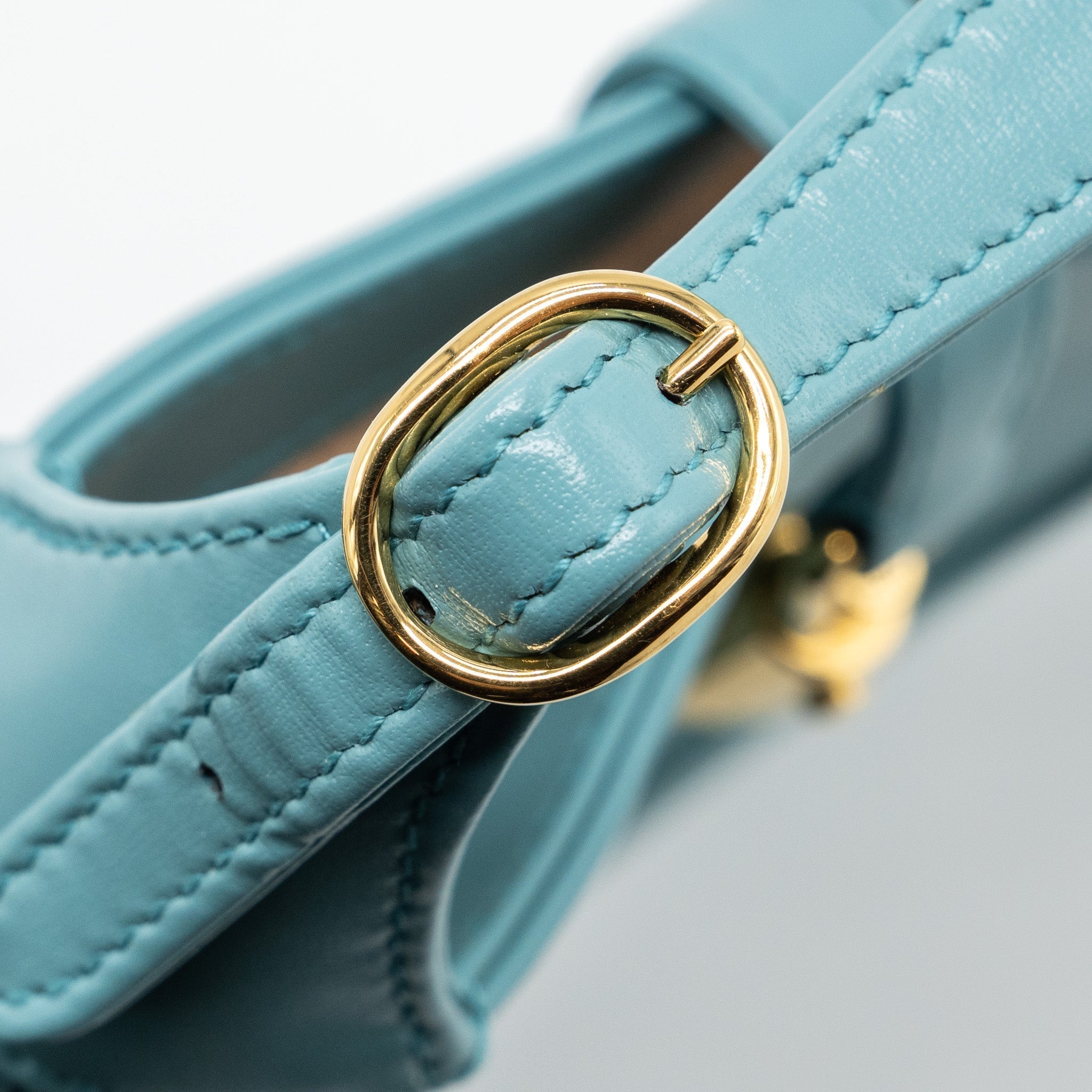 gucci-jackie-1961-mini-shoulder-bag-leather-blue-ghw-copy-1