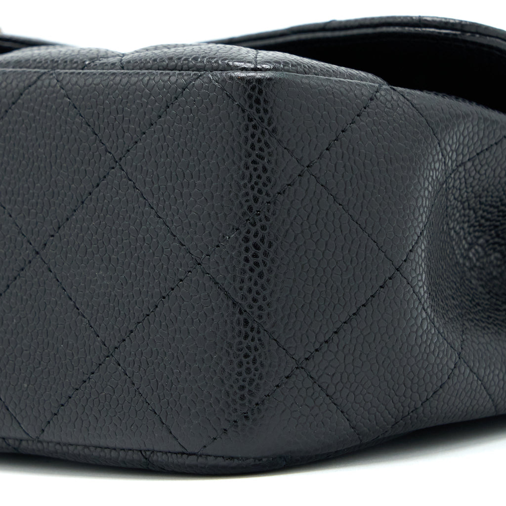 chanel-jumbo-single-flap-bag-caviar-black-shw-1