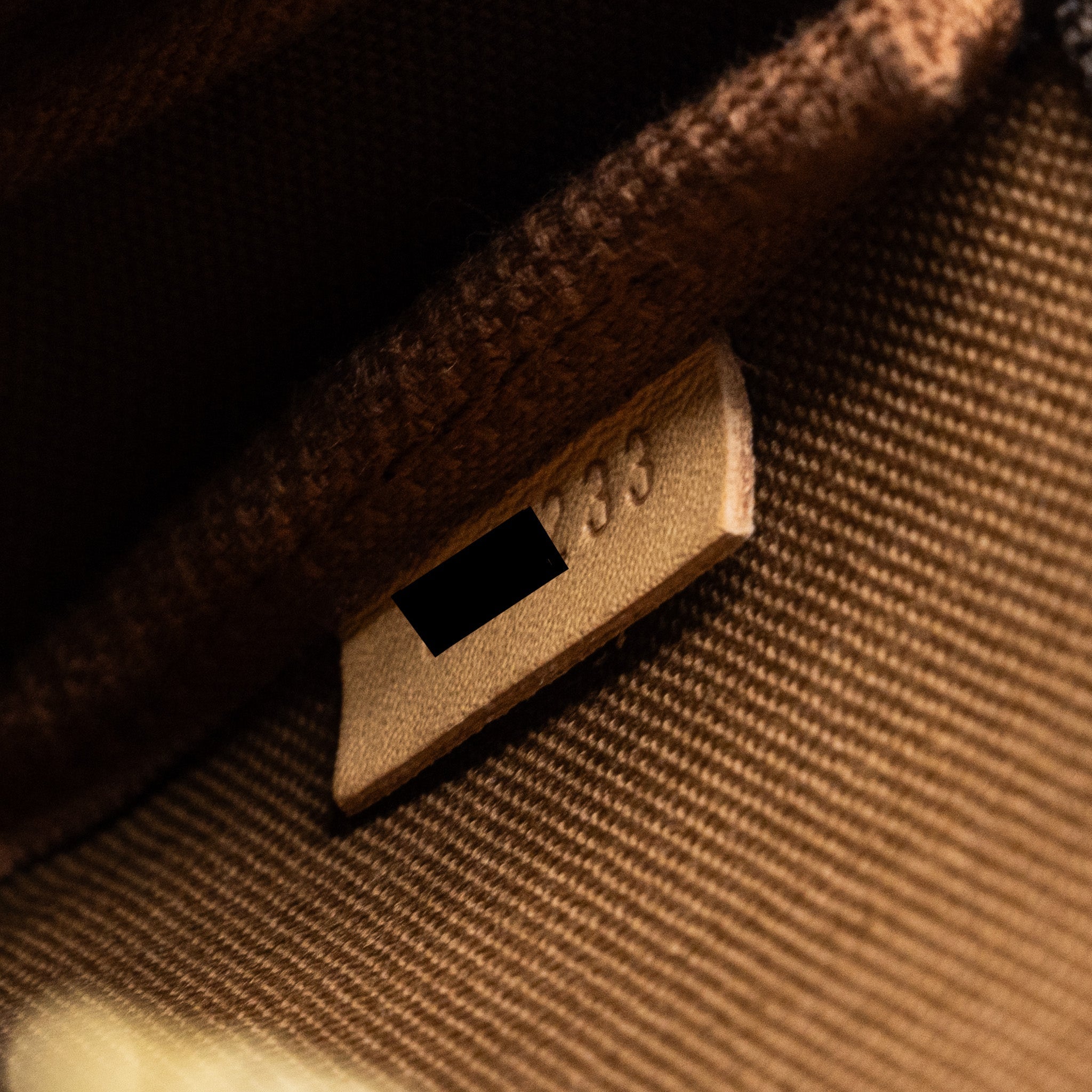 louis-vuitton-mini-pochette-accessories-monogram-canvas-ghw-6