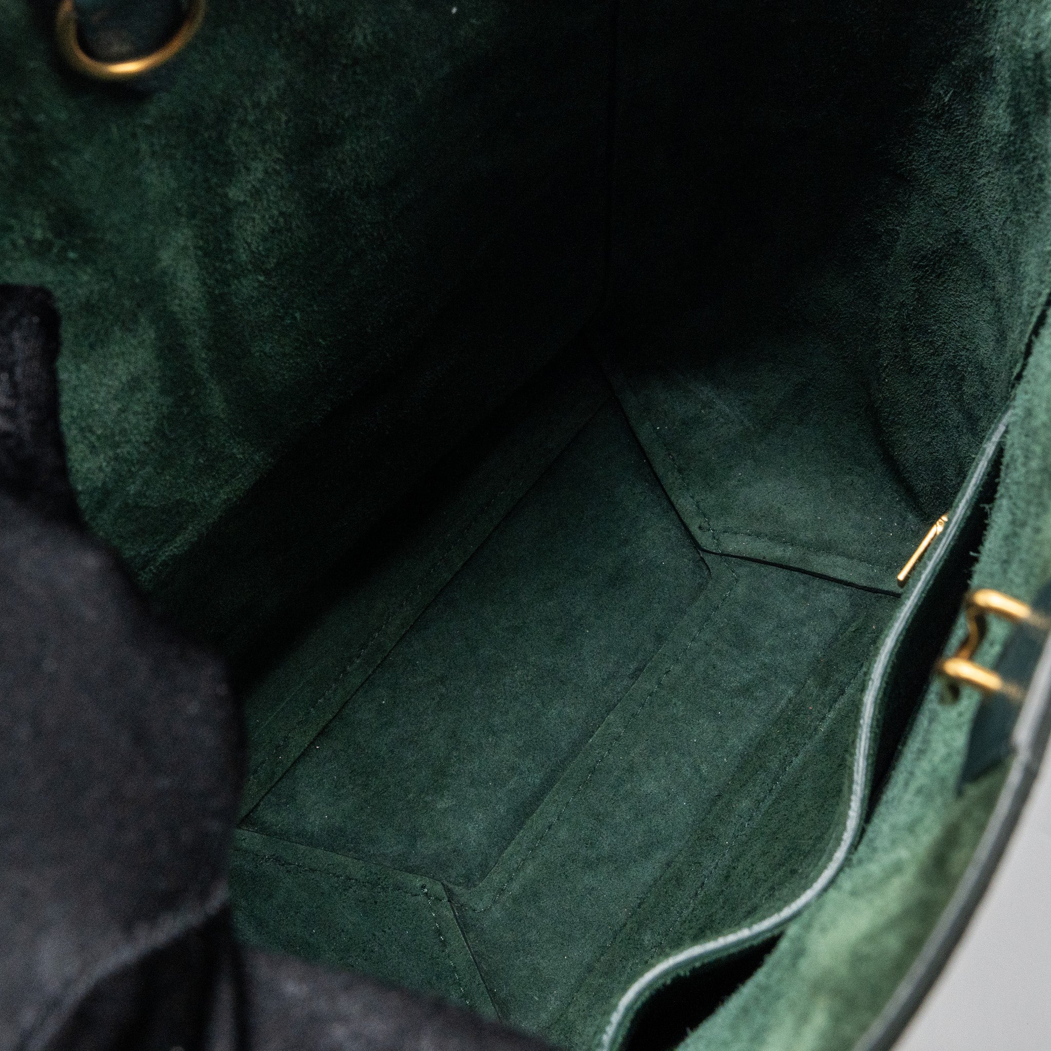 celine-sangle-bucket-bag-calfskin-dark-green-ghw-1