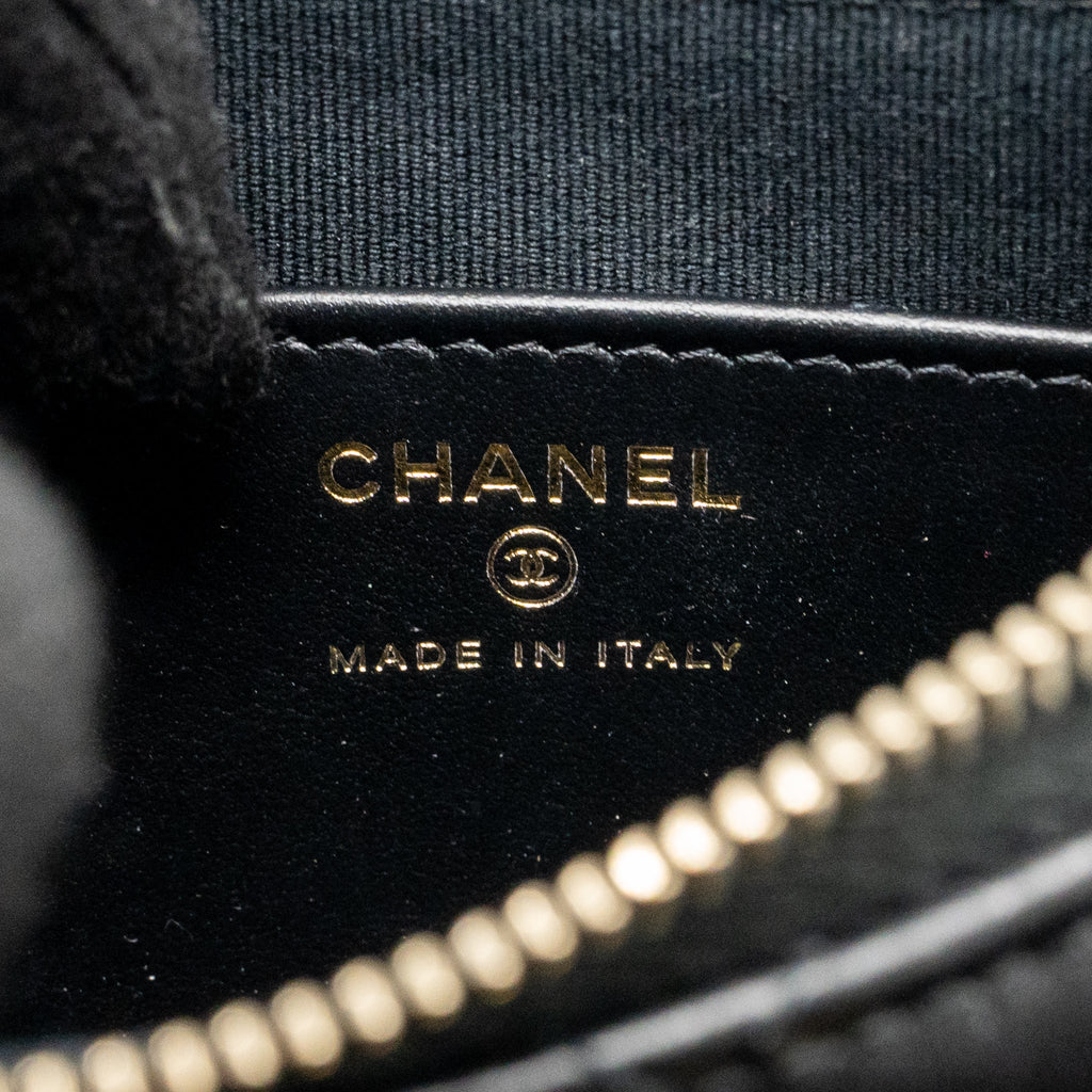 chanel-23k-small-19-hobo-shoulder-bag-calfskin-black-ghw-microchip-copy
