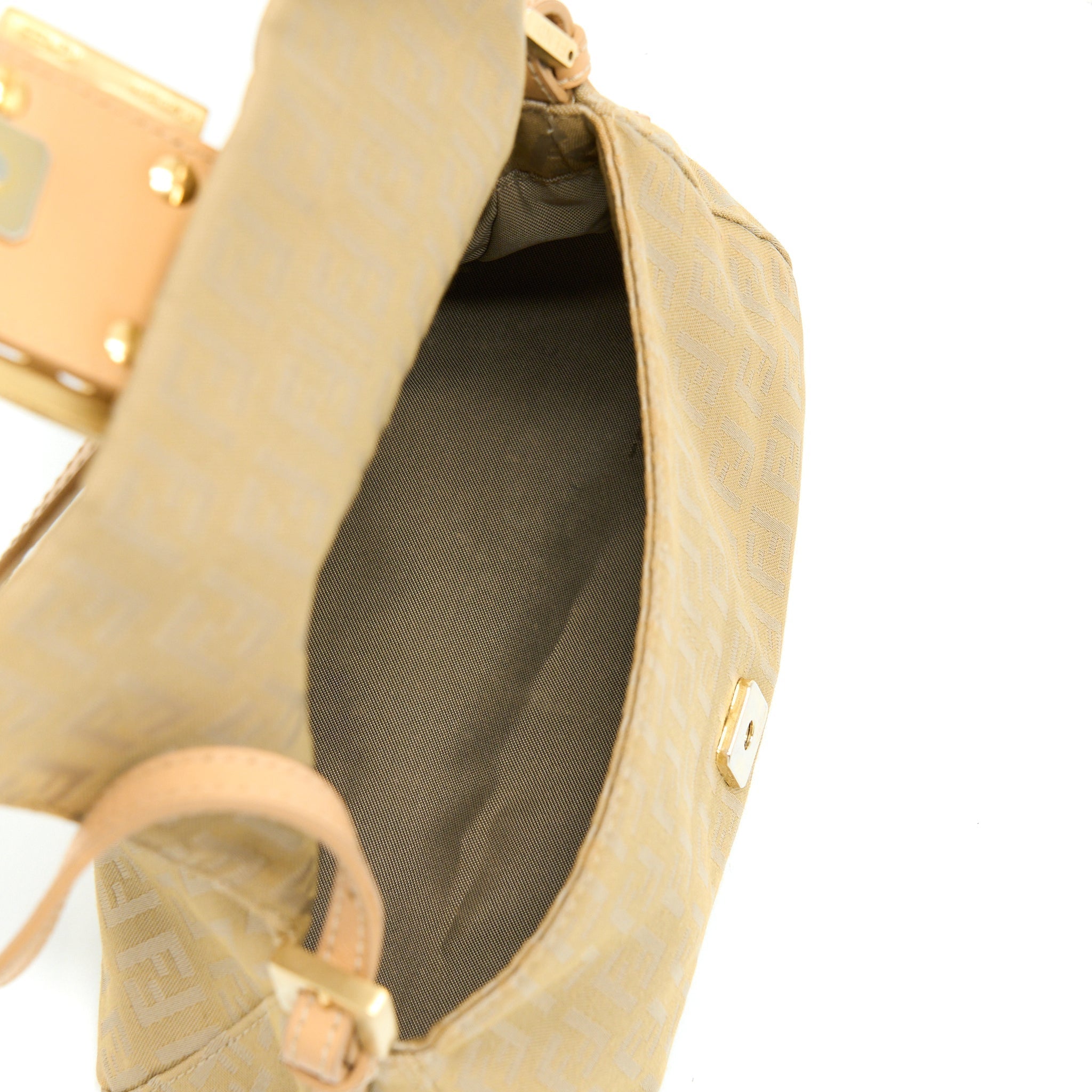 fendi-mini-mamma-baguette-canvas-beige-ghw