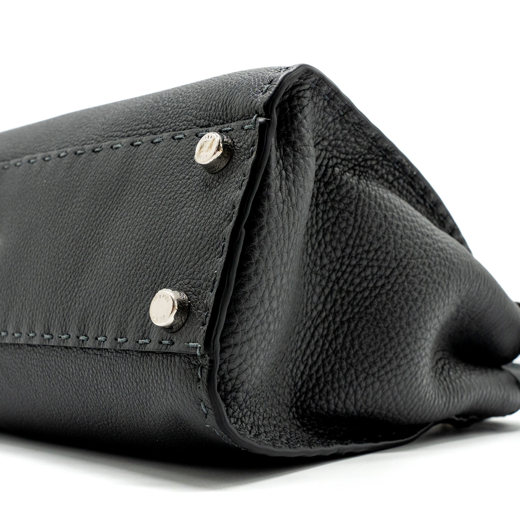 fendi-medium-peekaboo-bag-selleria-leather-shw