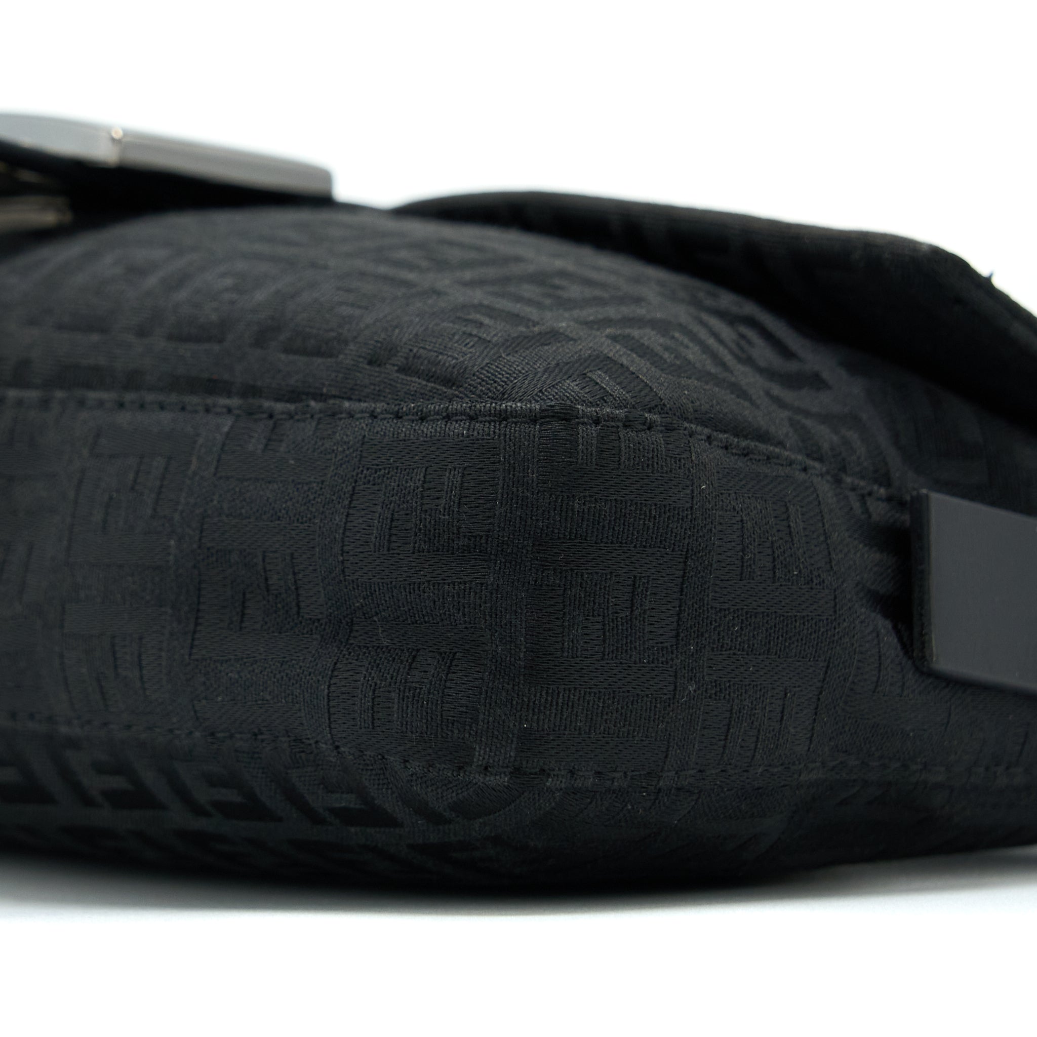 fendi-zucca-baguette-canvas-black-with-black-hardware
