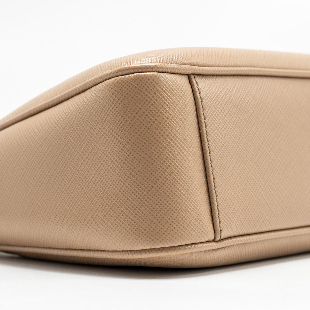 prada-beige