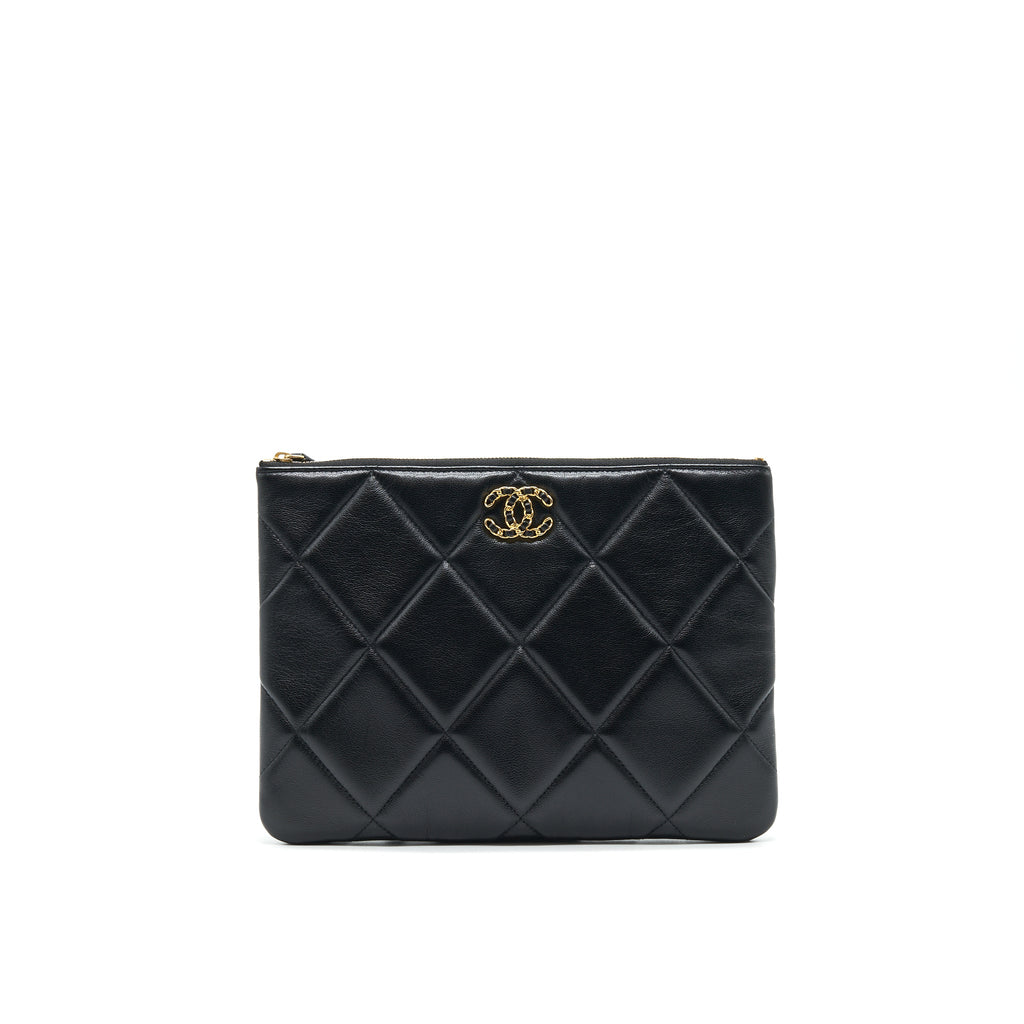 chanel-19-pouch-black-ghw