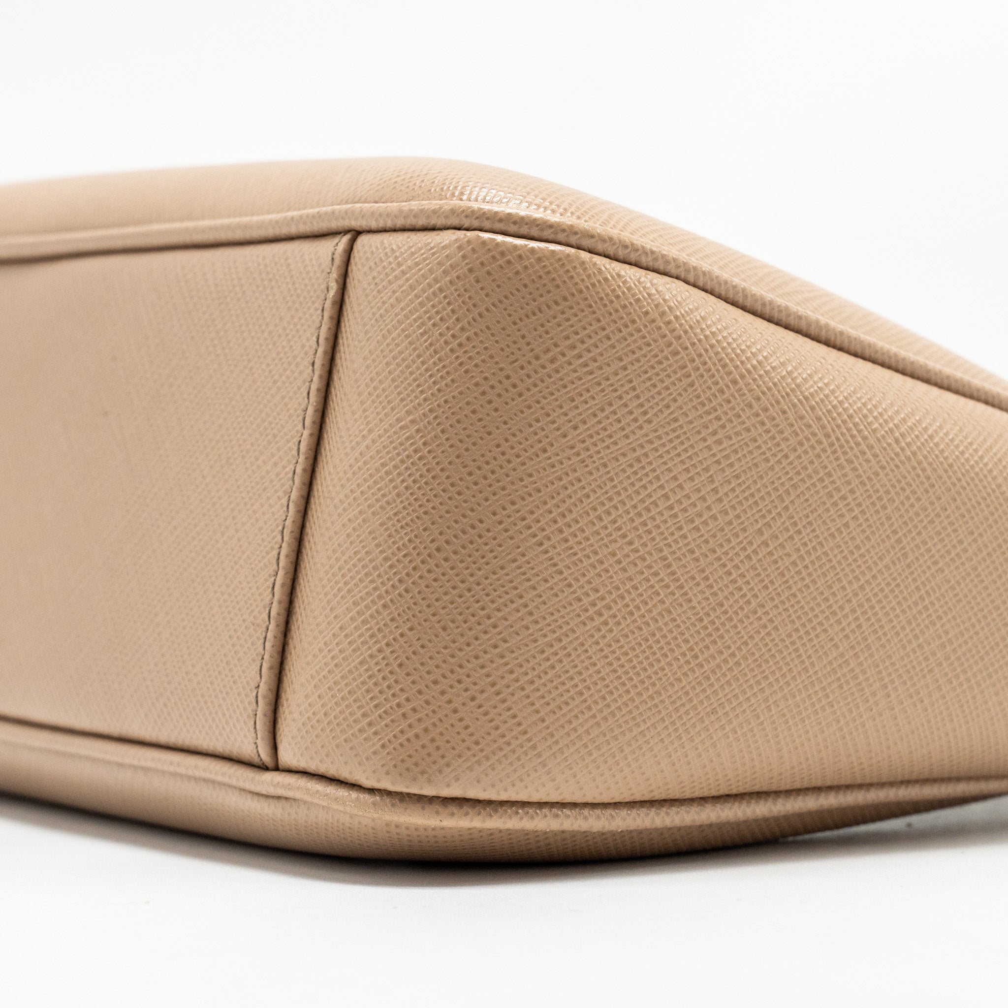 prada-beige