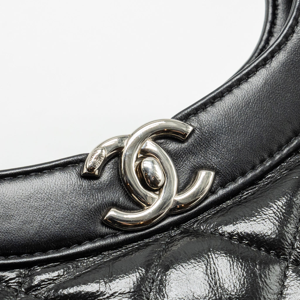 chanel-31-bag-calfskin-black-shw