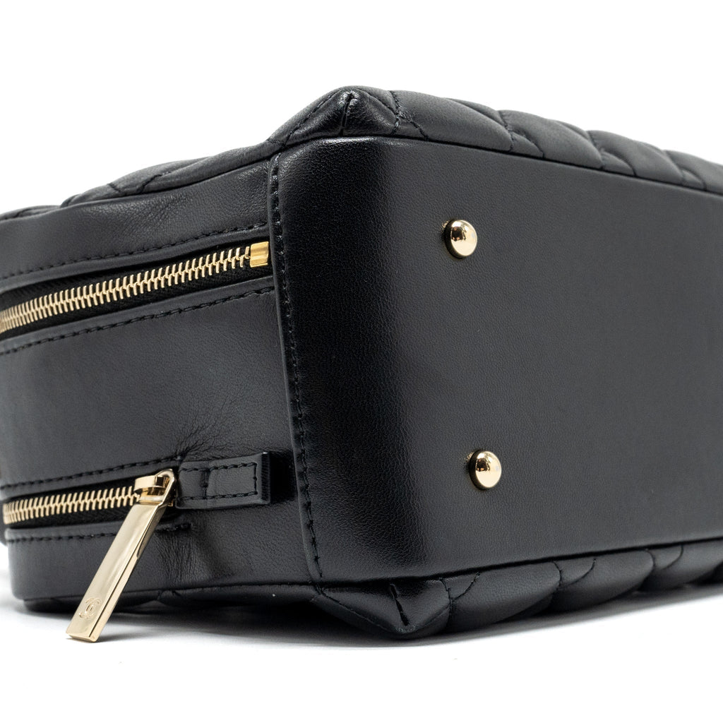 chanel-trendy-cc-top-handle-vanity-bag-lambskin-black-ghw-1