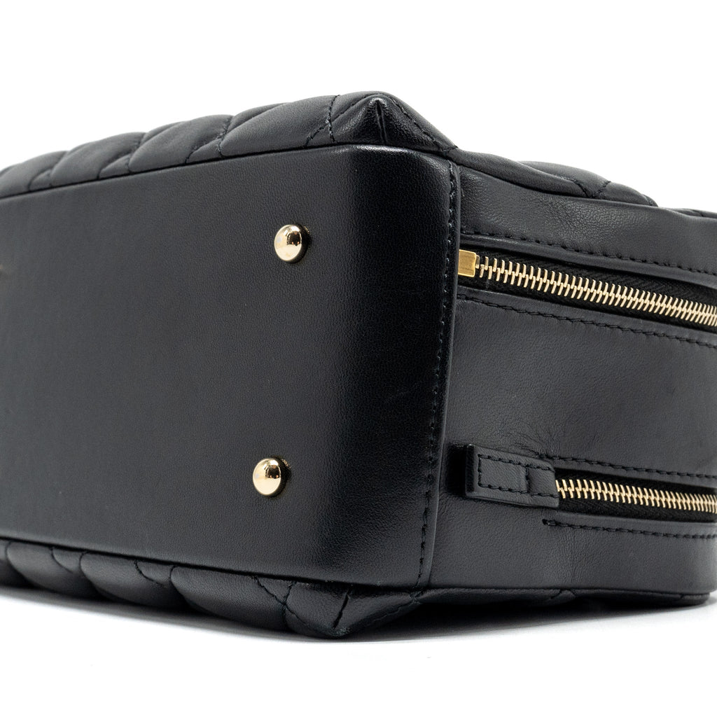 chanel-trendy-cc-top-handle-vanity-bag-lambskin-black-ghw-1