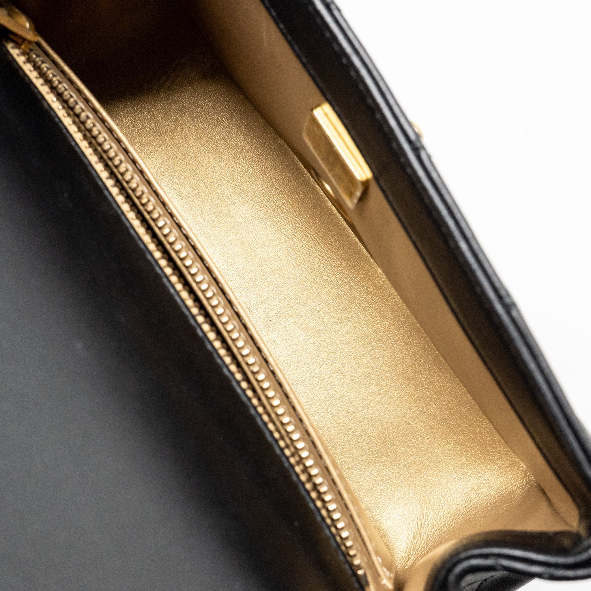 chanel-pearl-crush-mini-rectangular-flap-bag-lambskin-black-ghw-microchip-copy-3