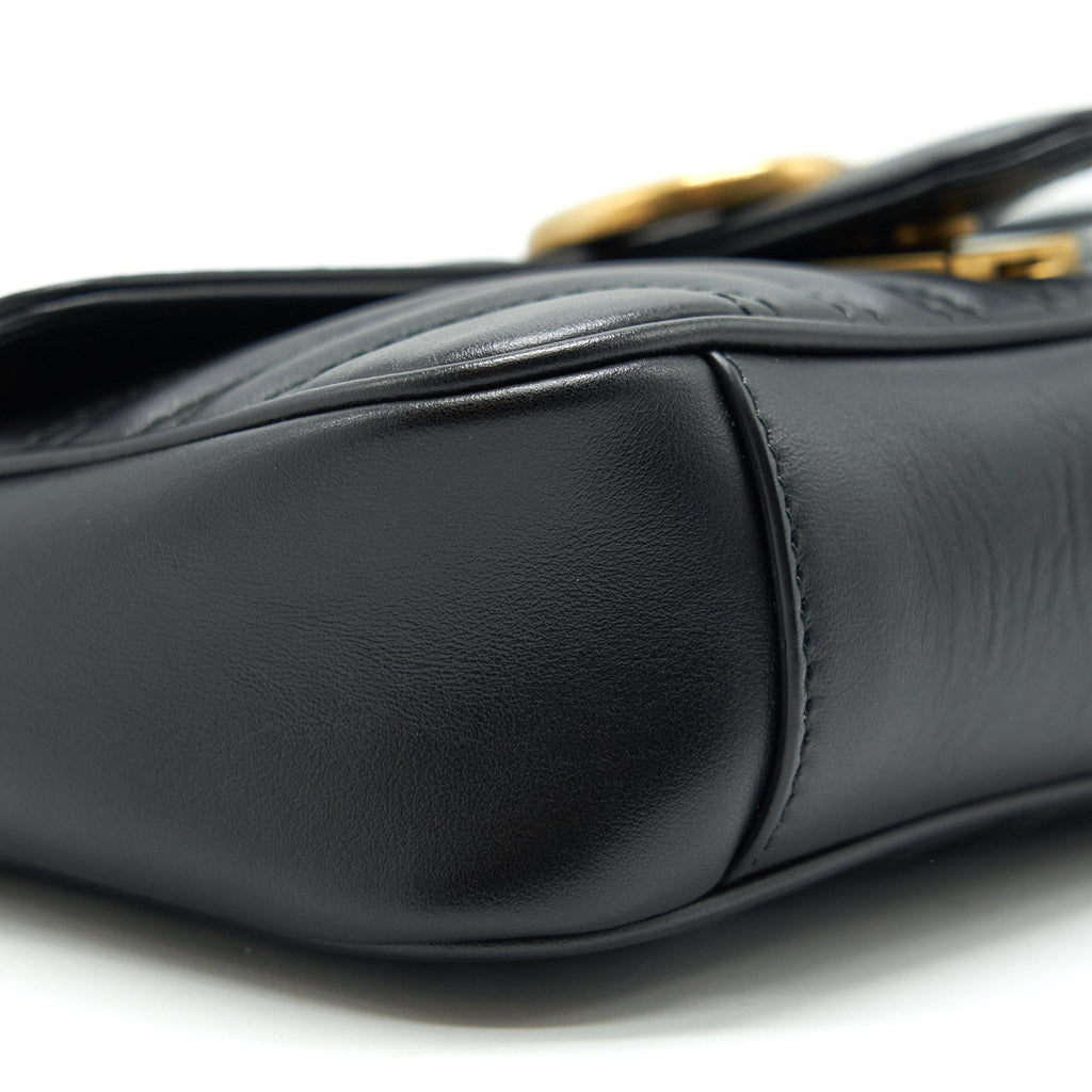 gucci-gg-marmont-mini-bag-black-with-ghw