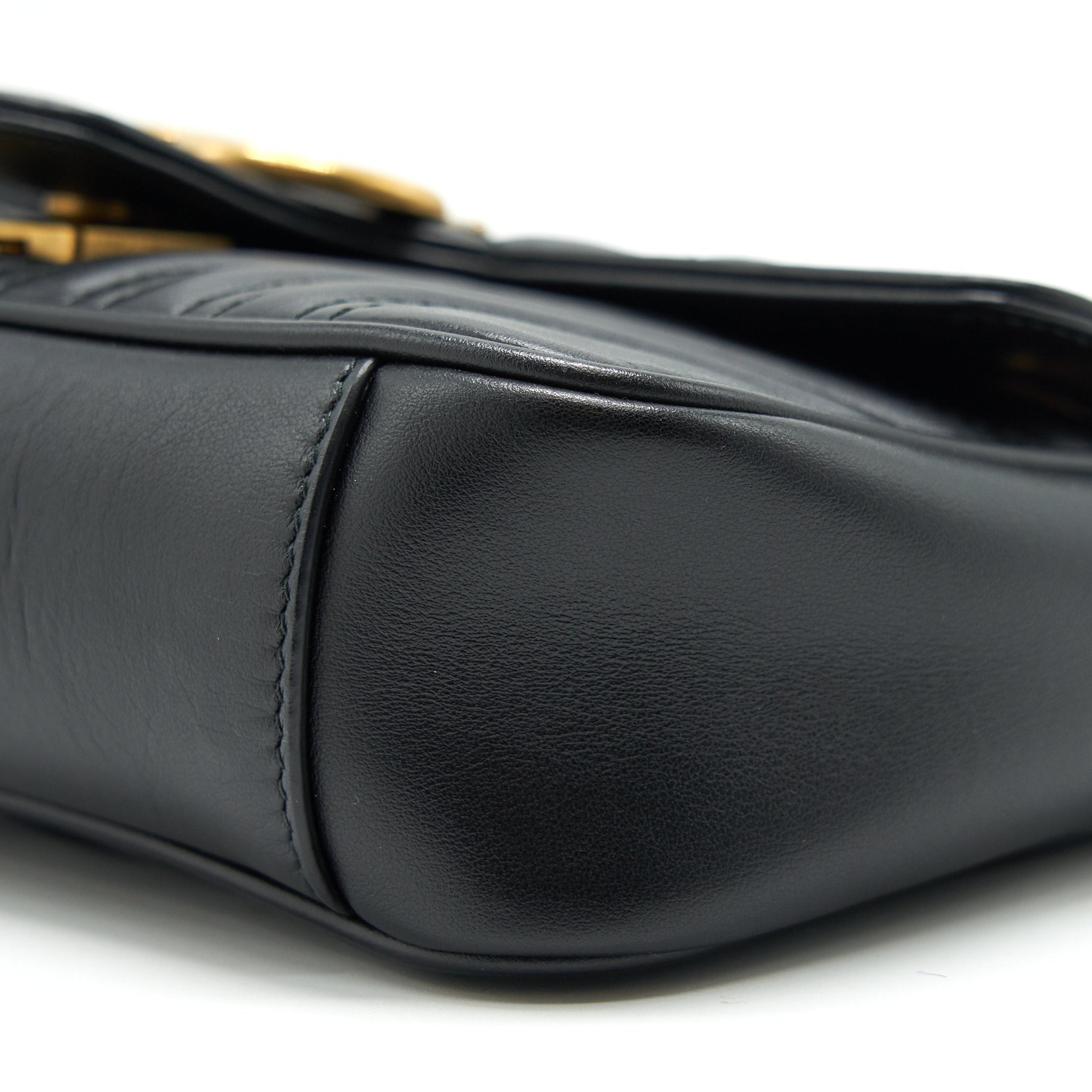 gucci-gg-marmont-mini-bag-black-with-ghw