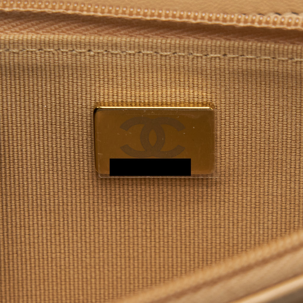 chanel-classic-wallet-on-chain-lambskin-beige-lghw-microchip