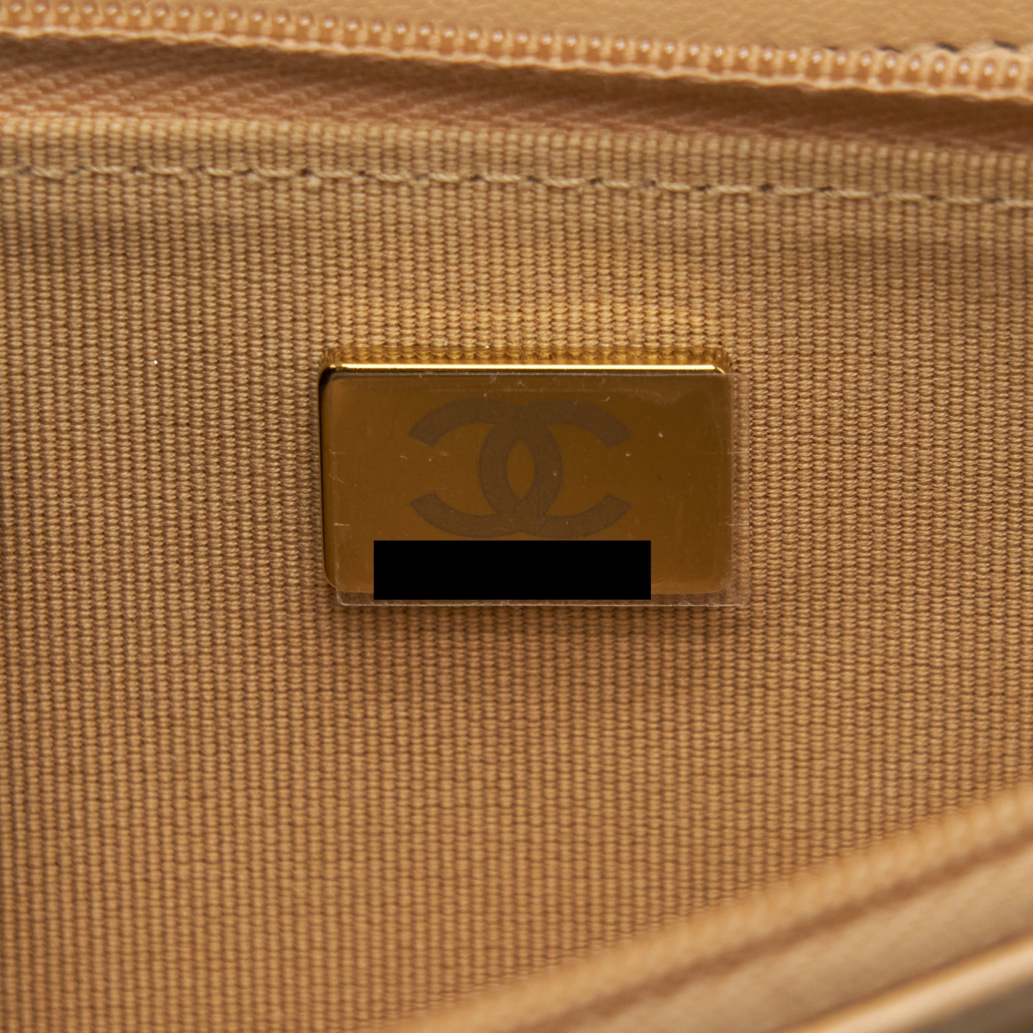 chanel-classic-wallet-on-chain-lambskin-beige-lghw-microchip